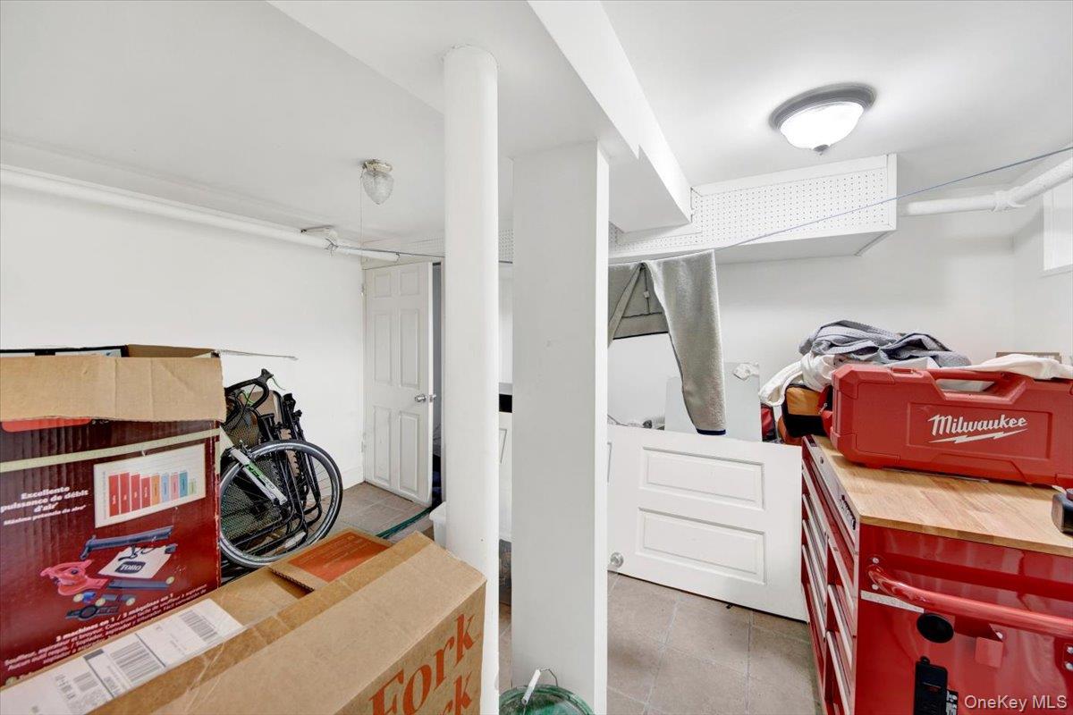 764 E 230th Street, Bronx, NY 10466