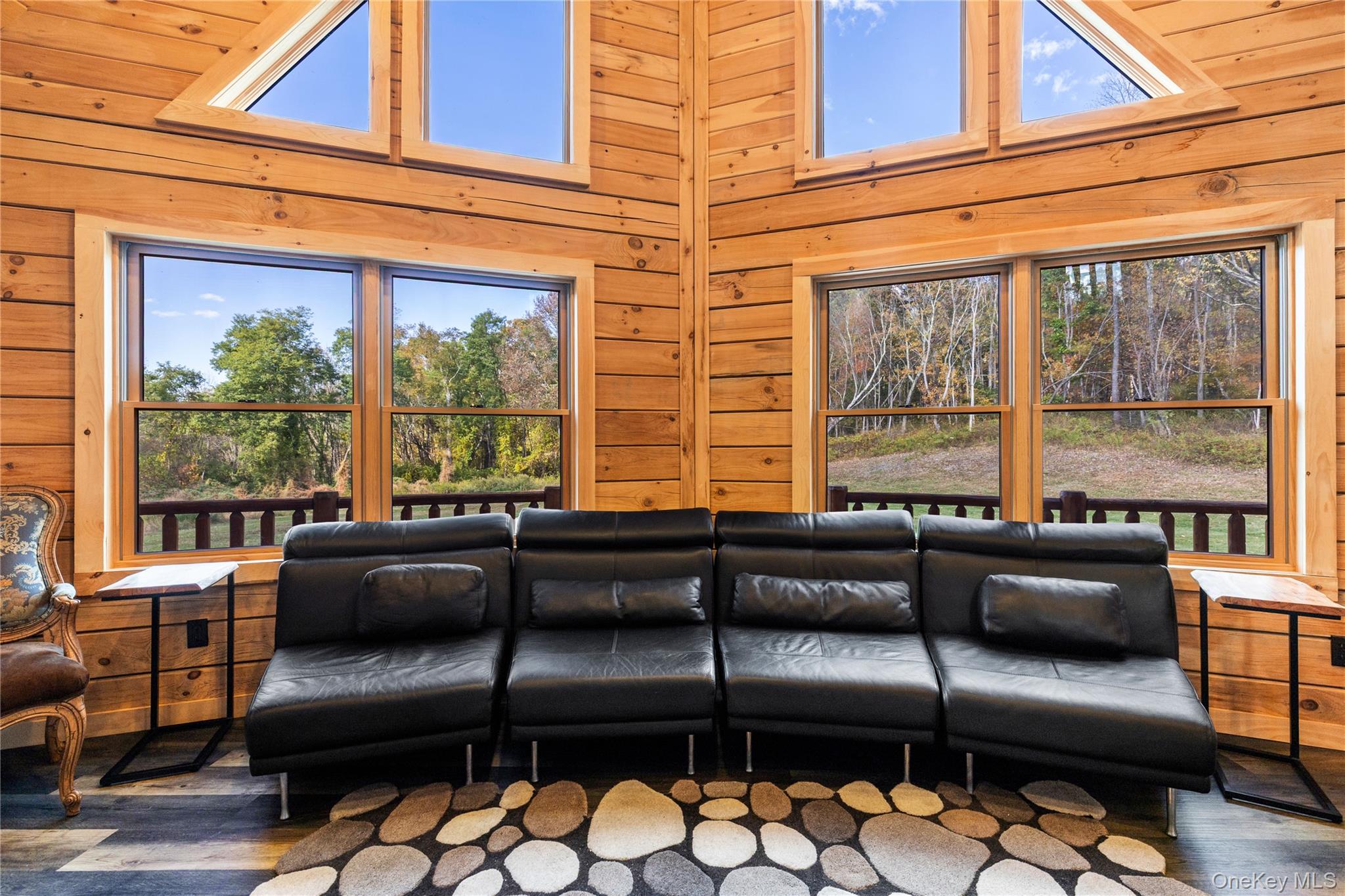 76 Woodlands Trail, Clinton Corners, NY 12514