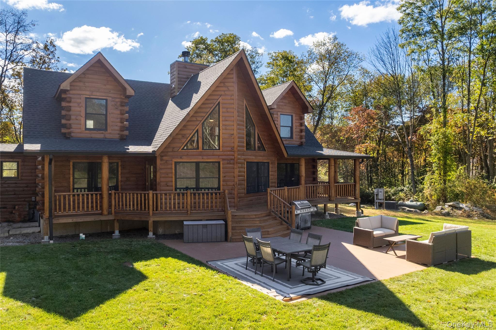 76 Woodlands Trail, Clinton Corners, NY 12514