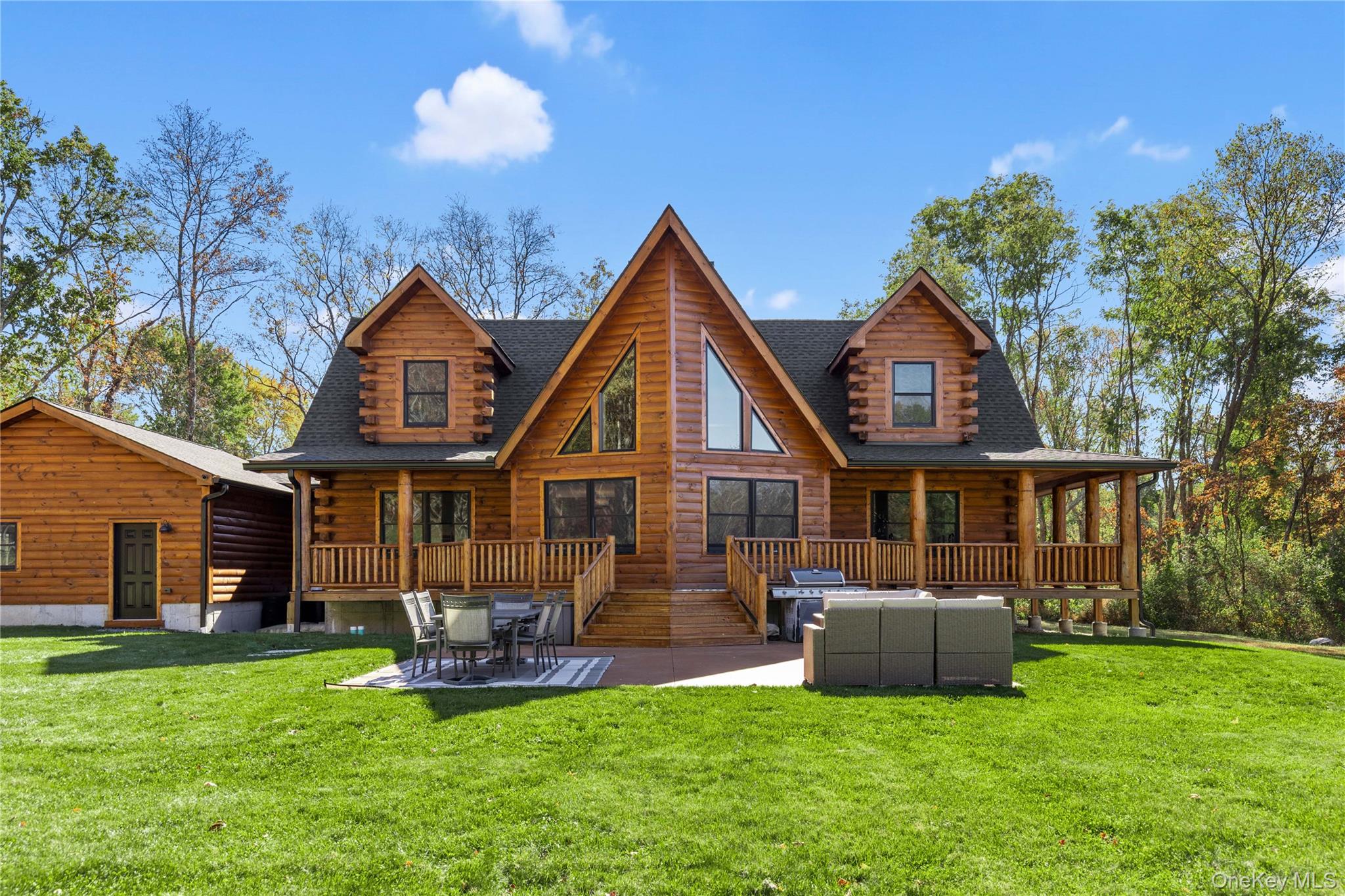 76 Woodlands Trail, Clinton Corners, NY 12514