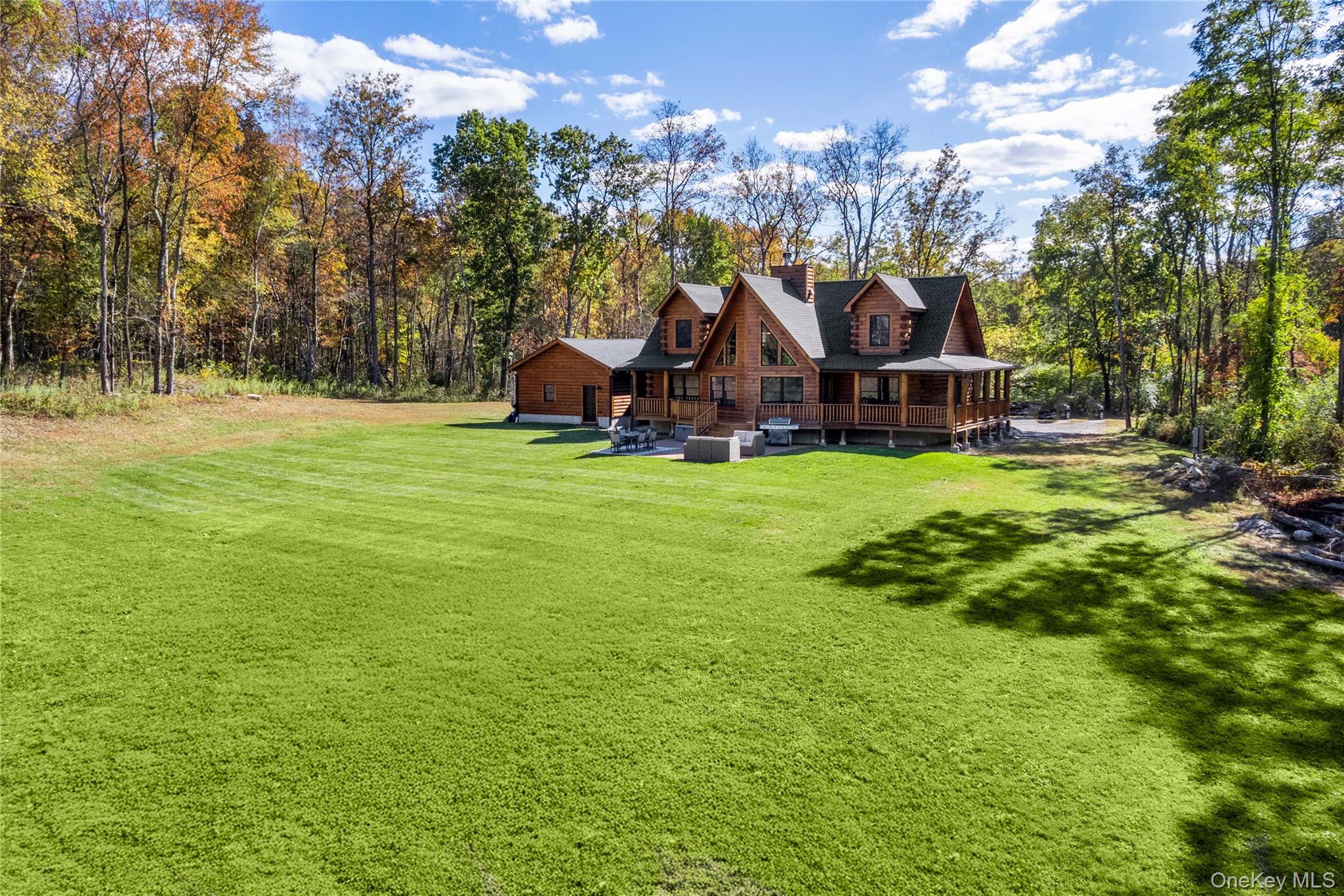 76 Woodlands Trail, Clinton Corners, NY 12514