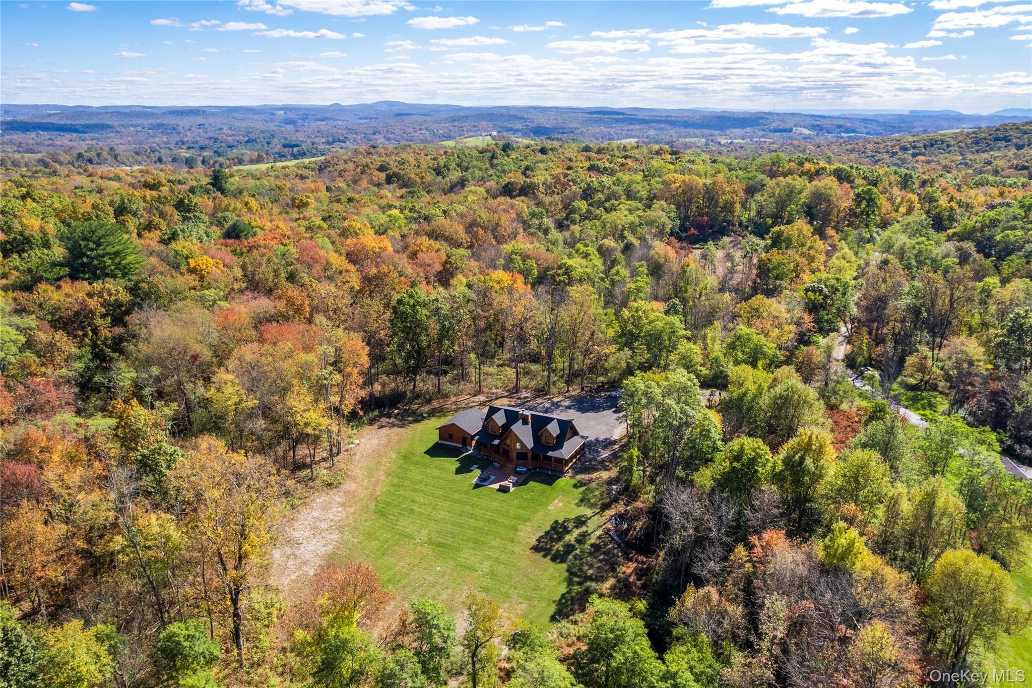 76 Woodlands Trail, Clinton Corners, NY 12514