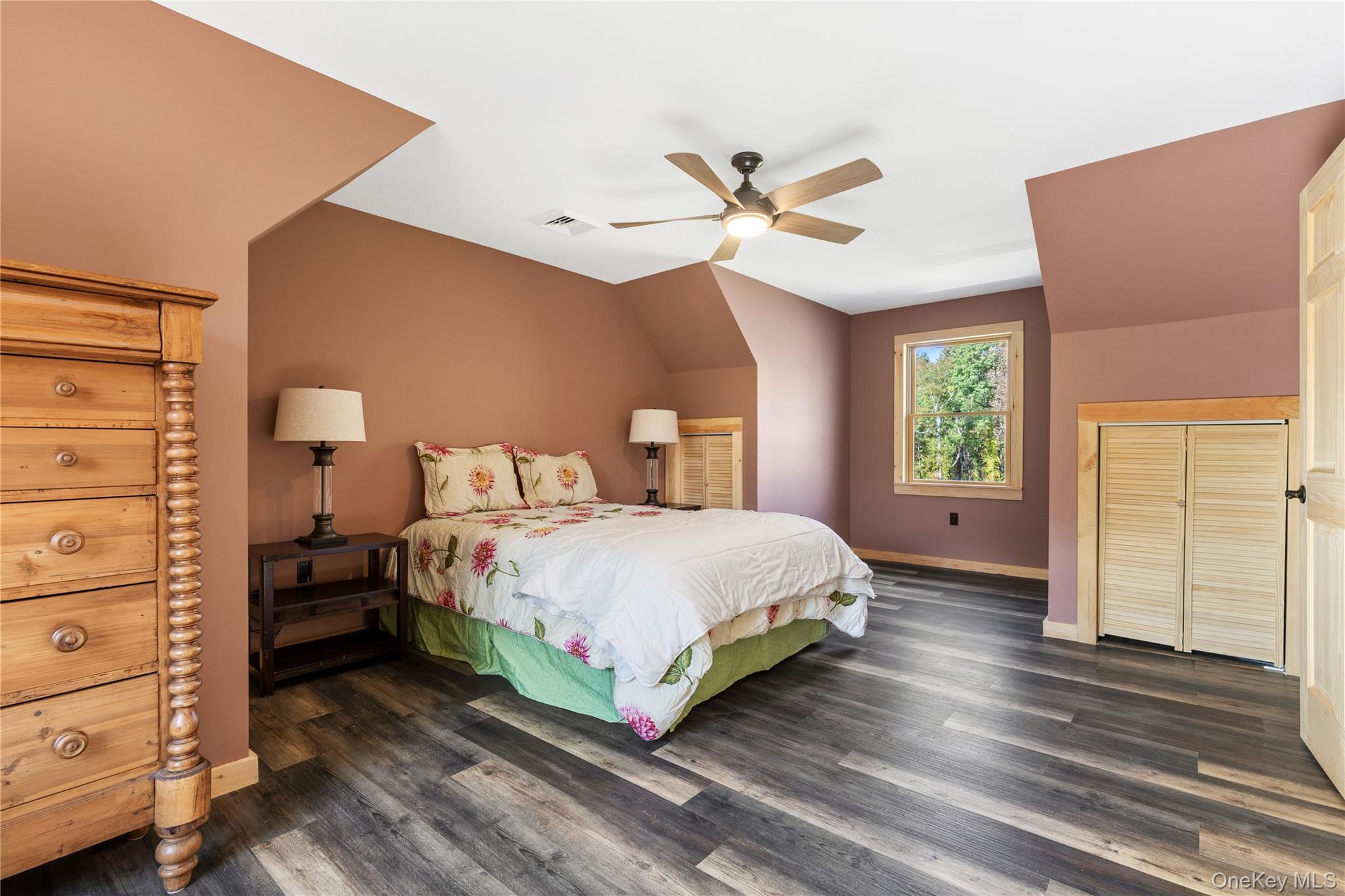 76 Woodlands Trail, Clinton Corners, NY 12514