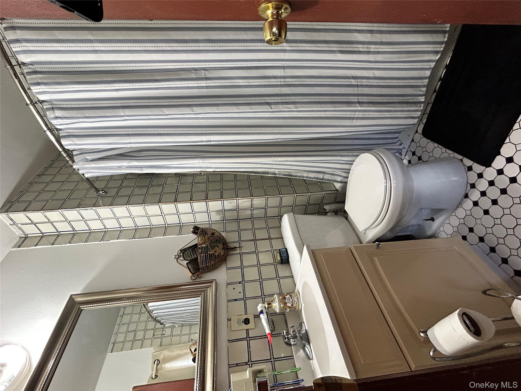 82 Burhans Avenue, Yonkers, NY 10701