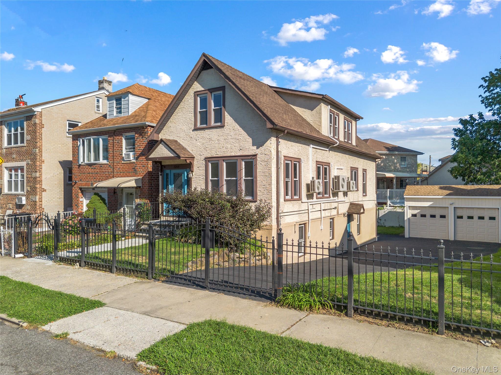3268 Middletown Road, Bronx, NY 10465