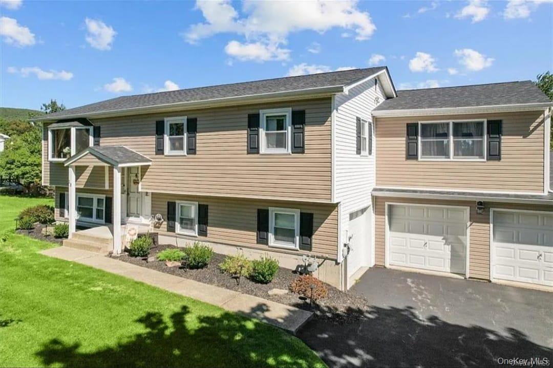 13 Regina Drive, Highland Mills, NY 10930