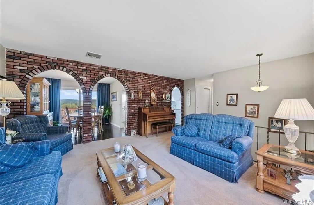 13 Regina Drive, Highland Mills, NY 10930