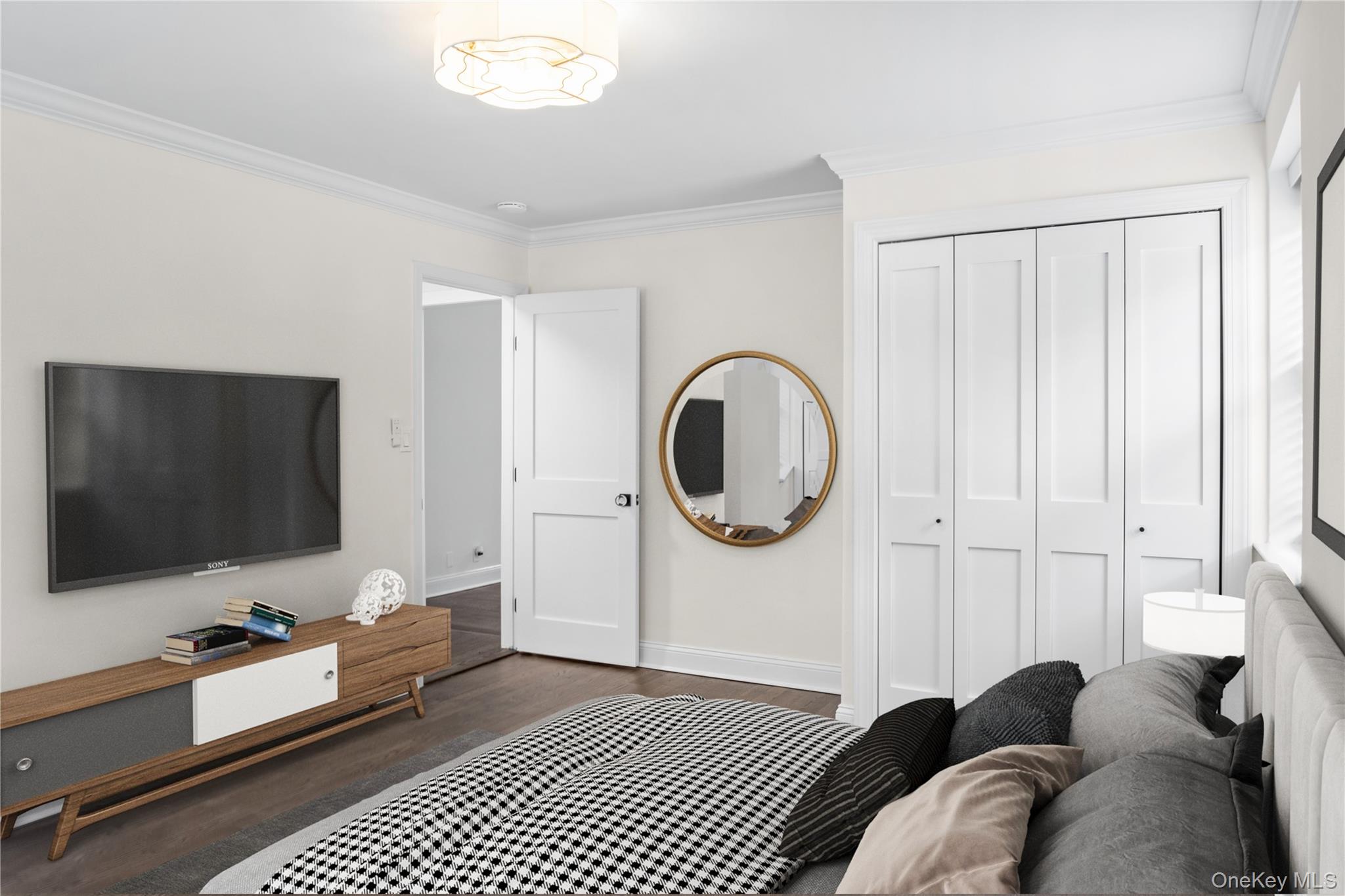 6 West Mill Drive # 1A, Great Neck, NY 11021