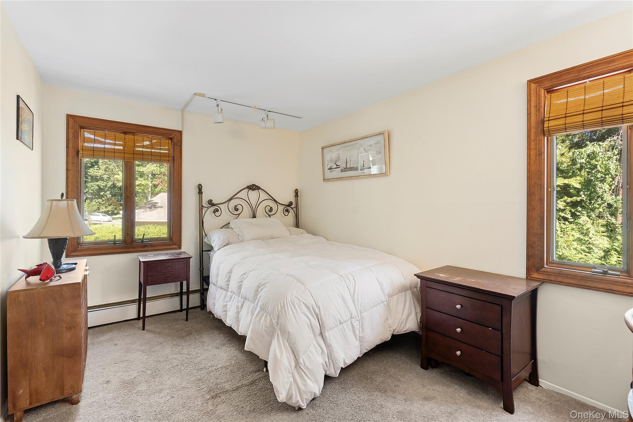 16 Sheppard Lane, Stony Brook, NY 11790