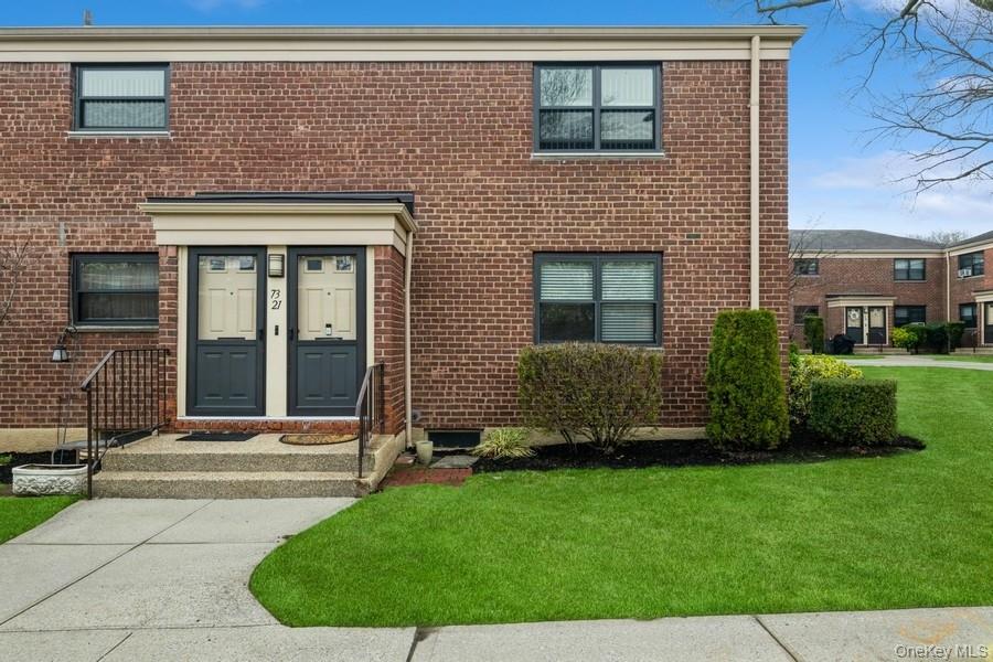 73-21 220th Street # 139B2, Oakland Gardens, NY 11364