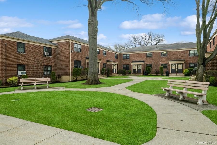 73-21 220th Street # 139B2, Oakland Gardens, NY 11364