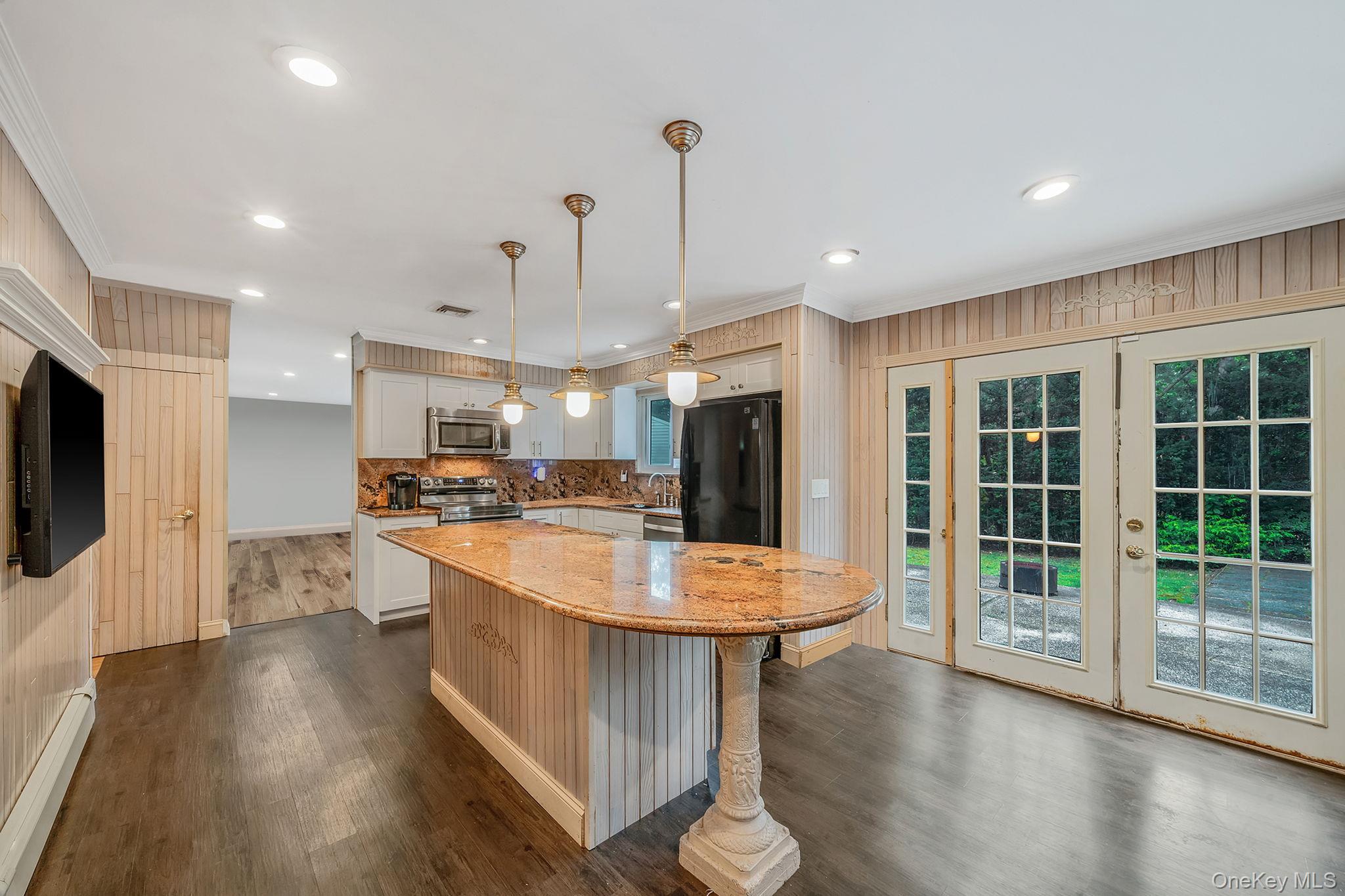 32 Artist Lake Boulevard, Middle Island, NY 11953