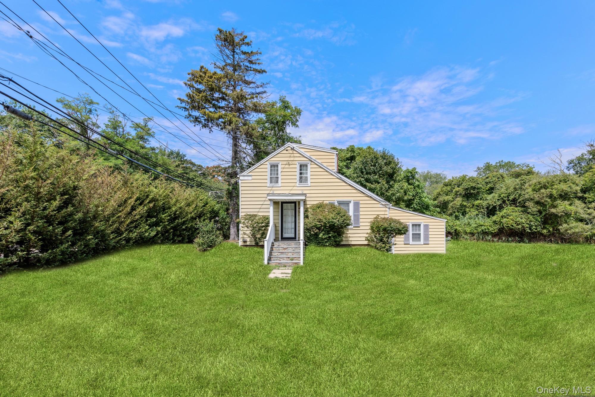 1680 N Sea Road, Southampton, NY 11968