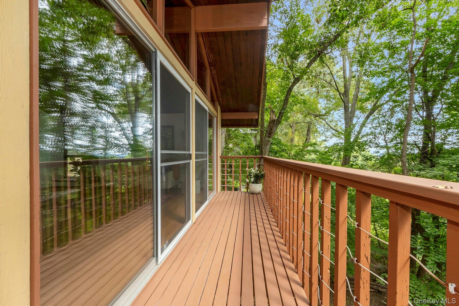 905 Route 9W S, Nyack, NY 10960