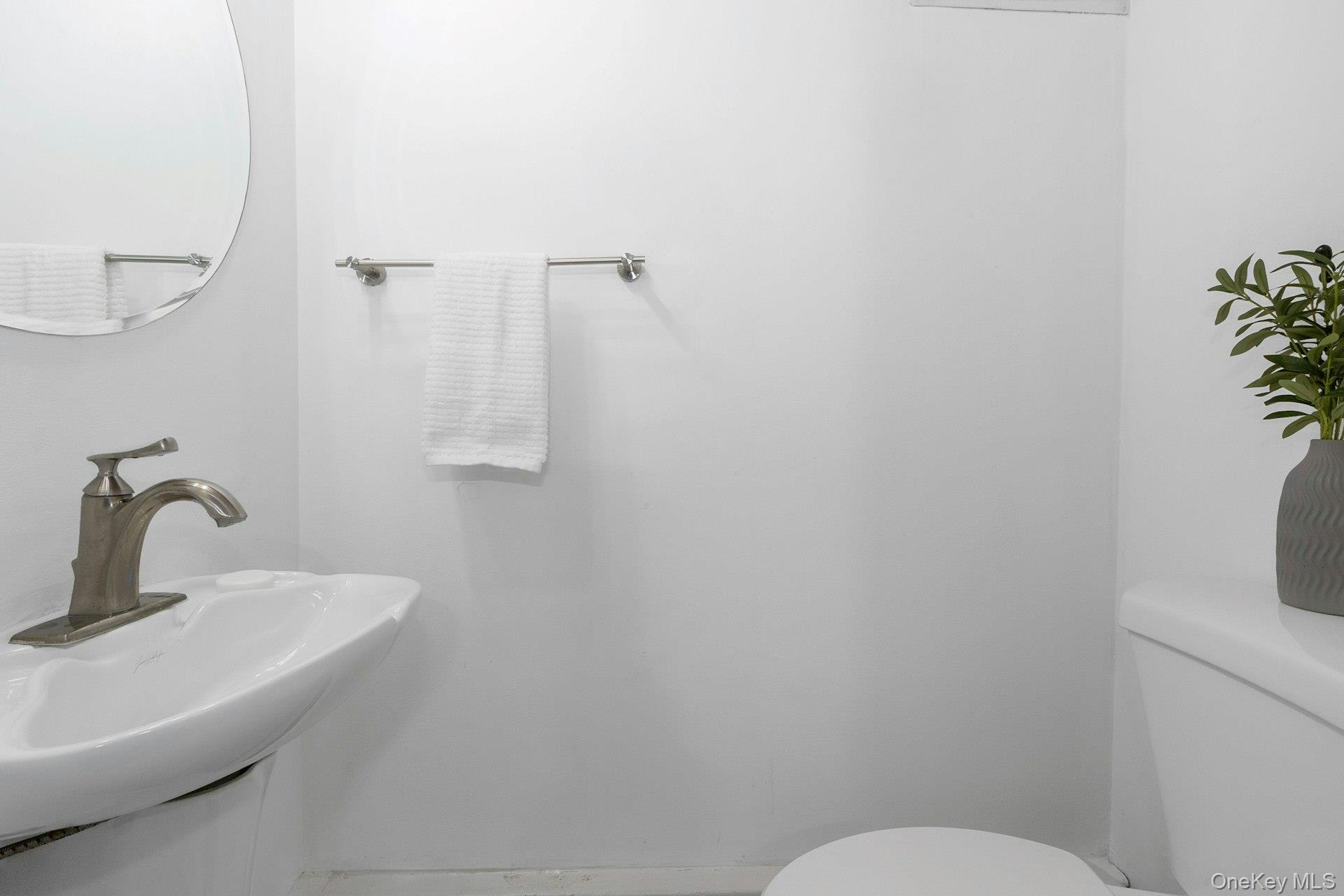 905 Route 9W S, Nyack, NY 10960