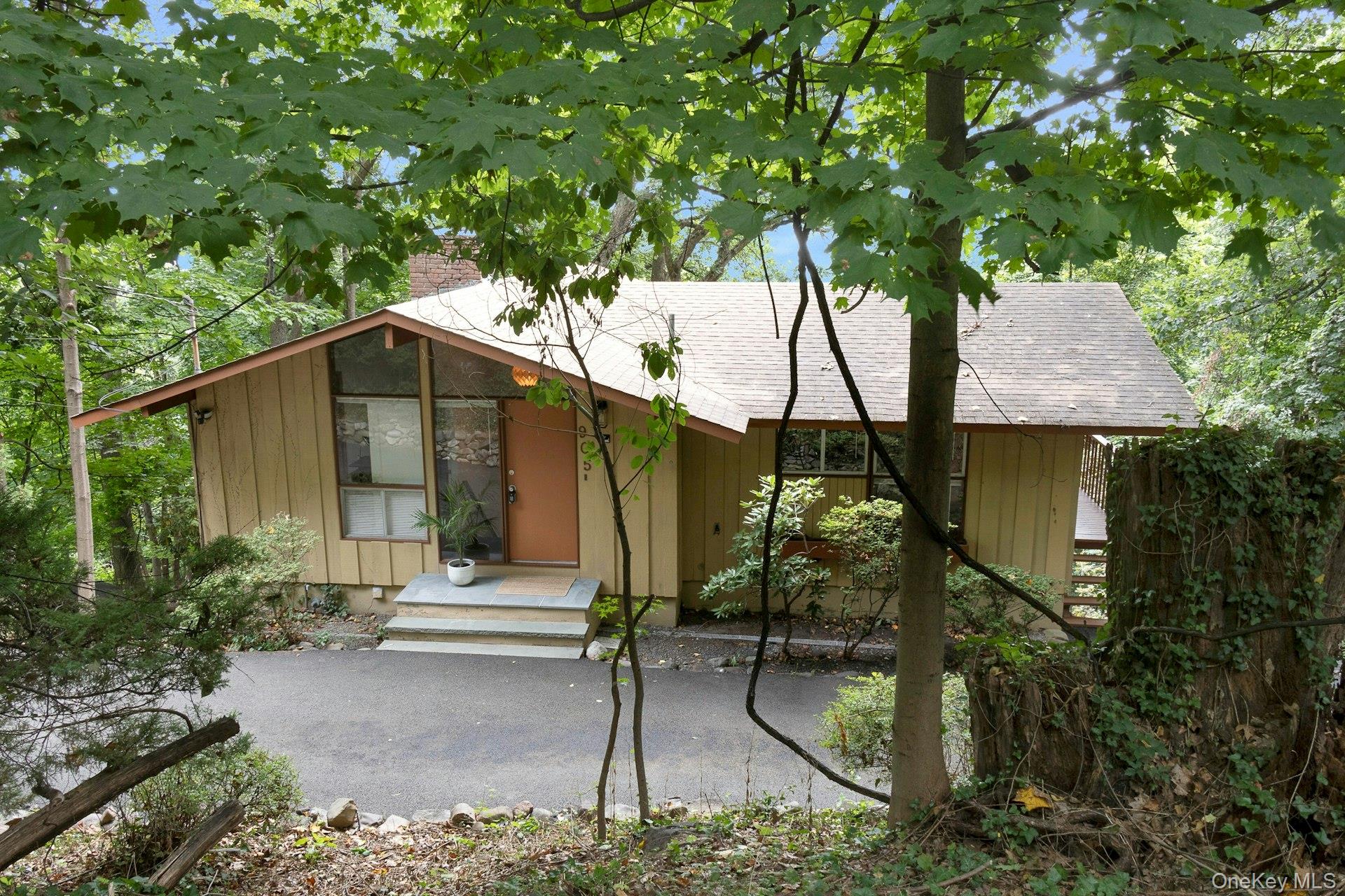 905 Route 9W S, Nyack, NY 10960