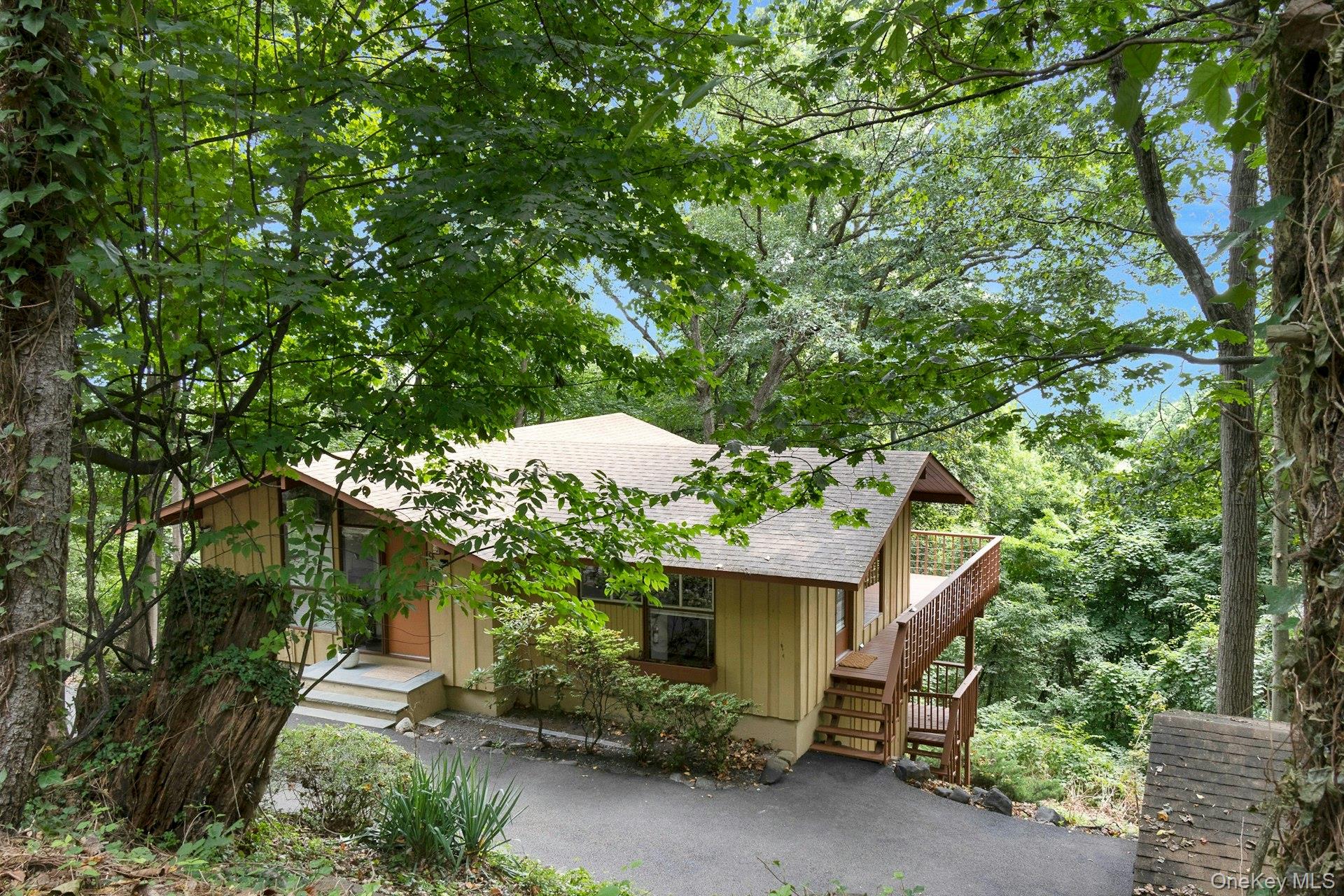 905 Route 9W S, Nyack, NY 10960