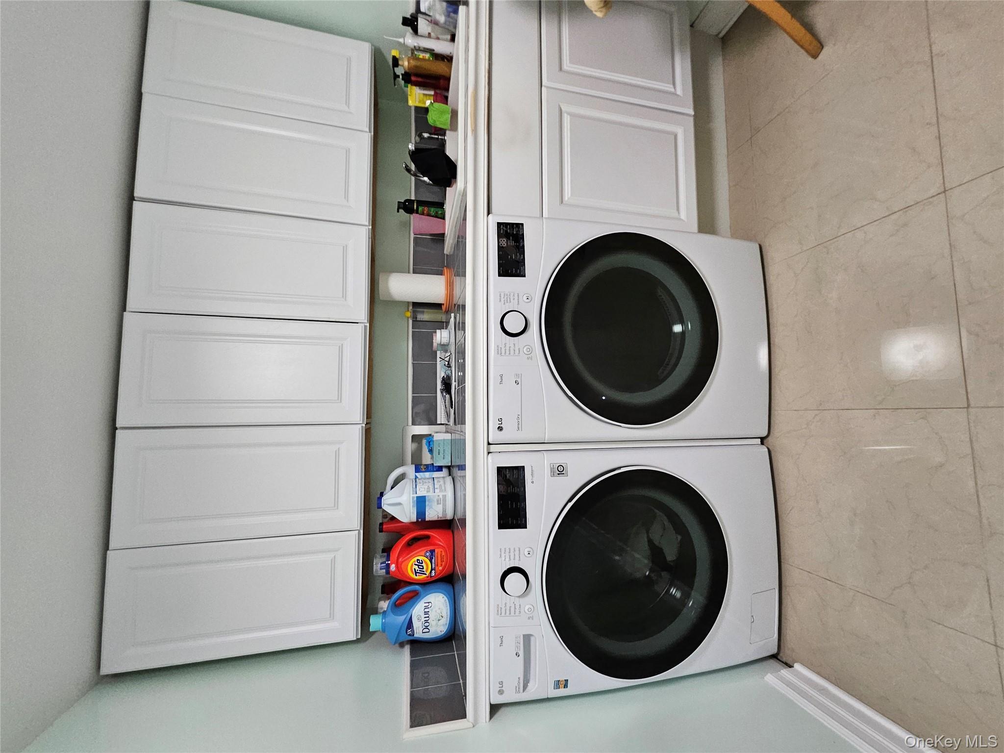 4020 249th St, Flushing, NY 11363