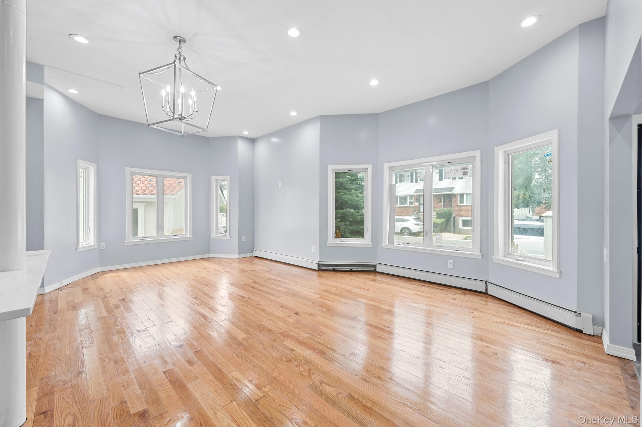 21908 138th Road, Laurelton, NY 11413