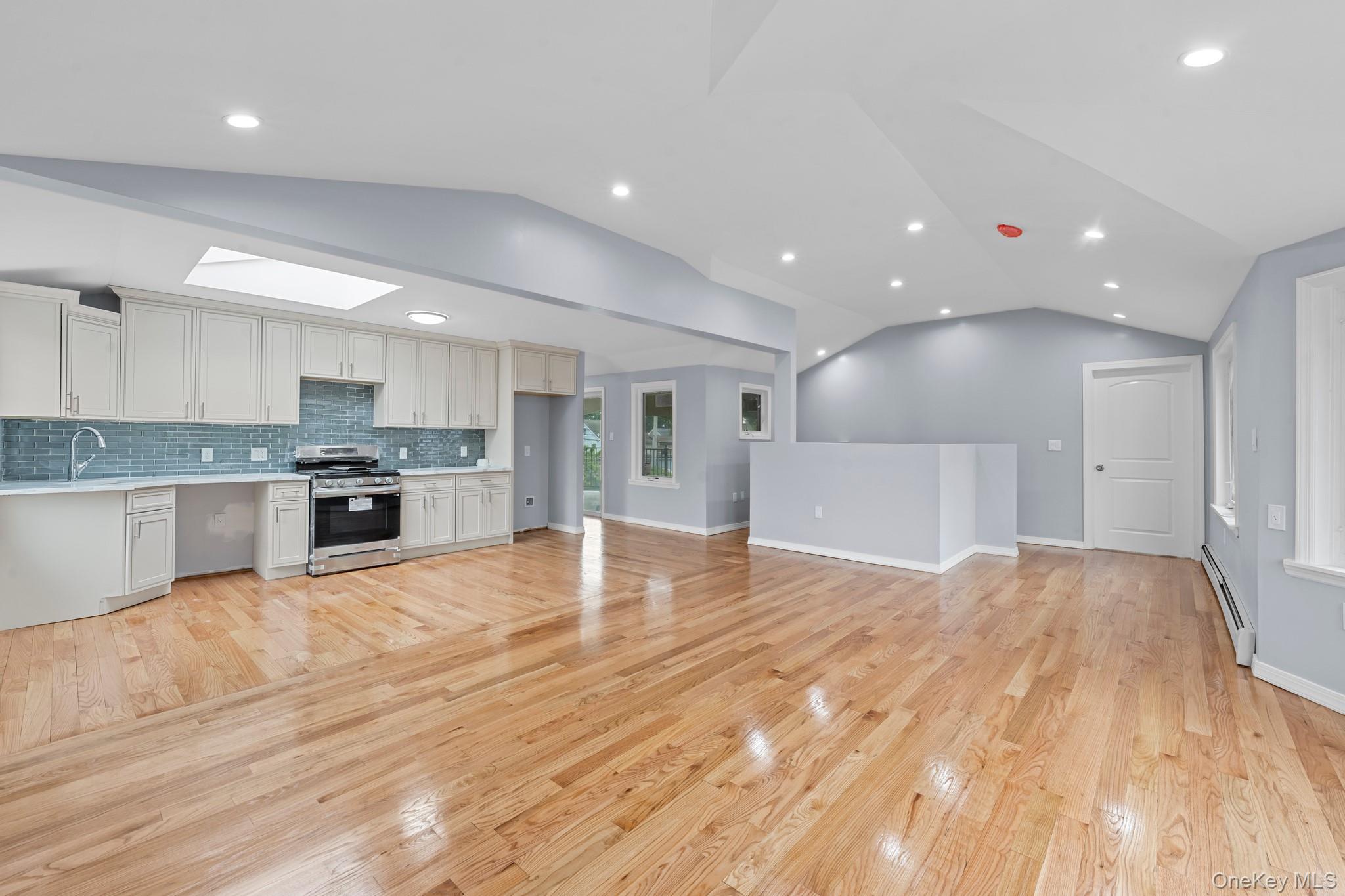 21908 138th Road, Laurelton, NY 11413