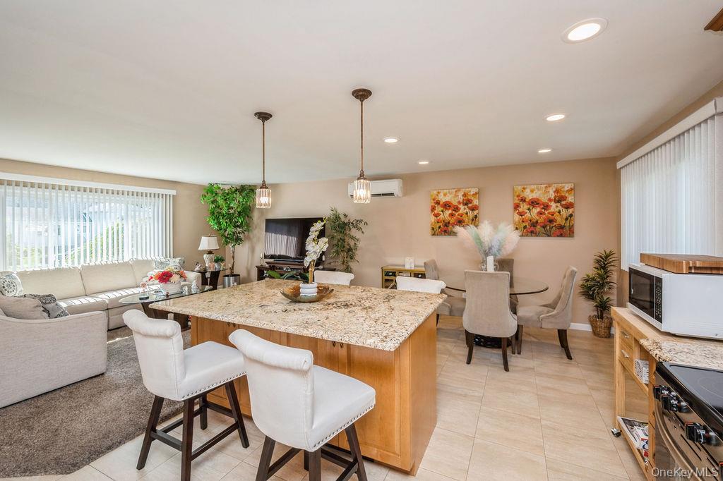 230 W End Avenue, Massapequa, NY 11758