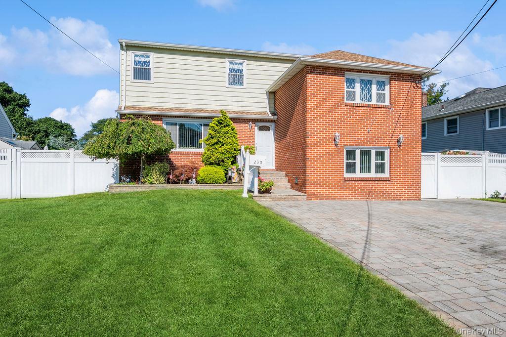 230 W End Avenue, Massapequa, NY 11758