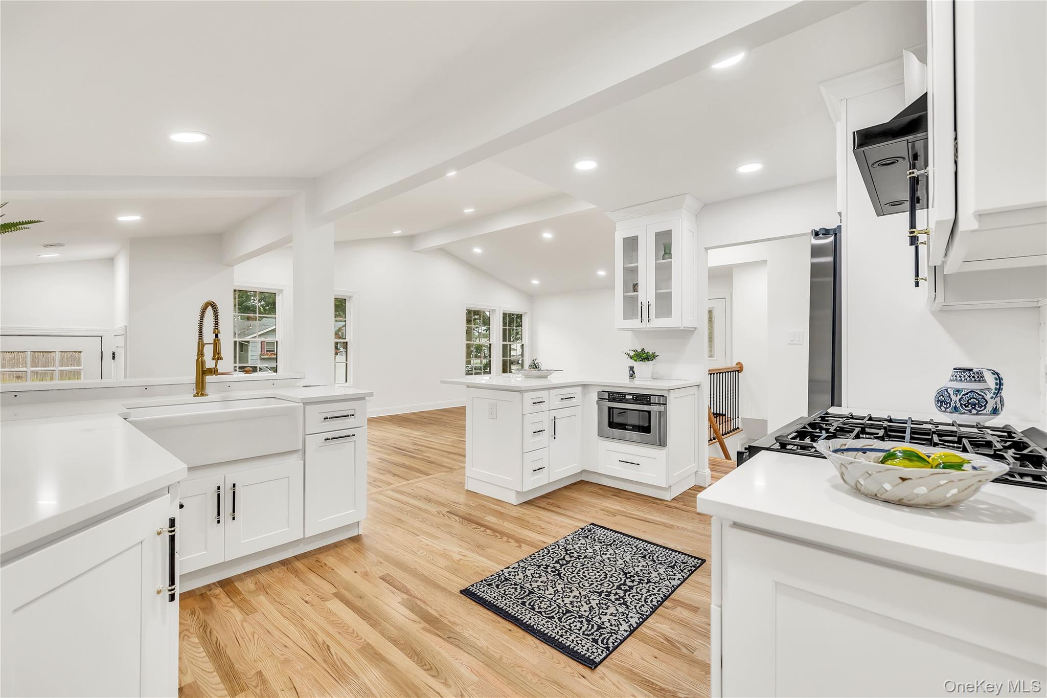 253 Versa Place, Sayville, NY 11782