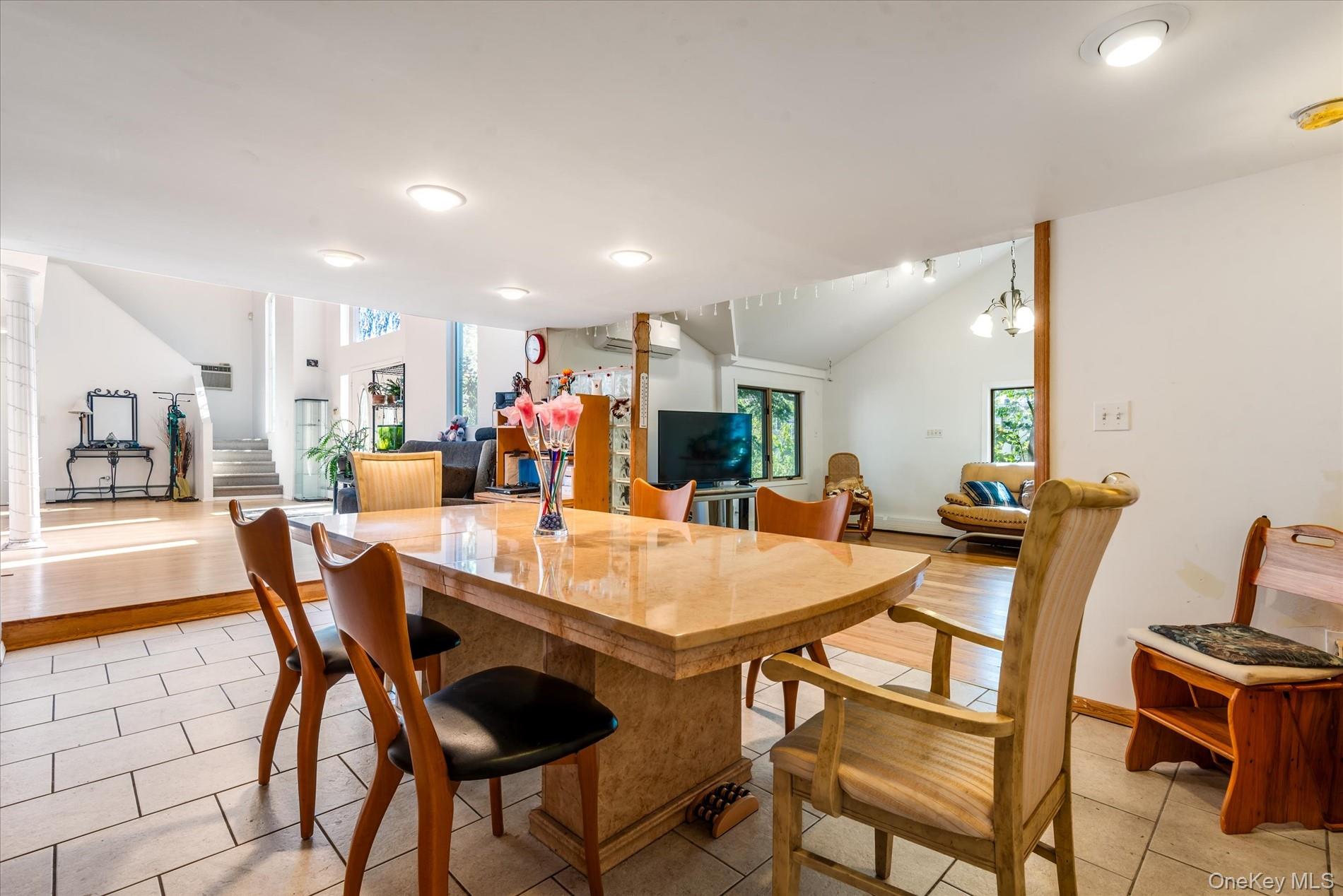 177 Sportsmans Avenue, Freeport, NY 11520