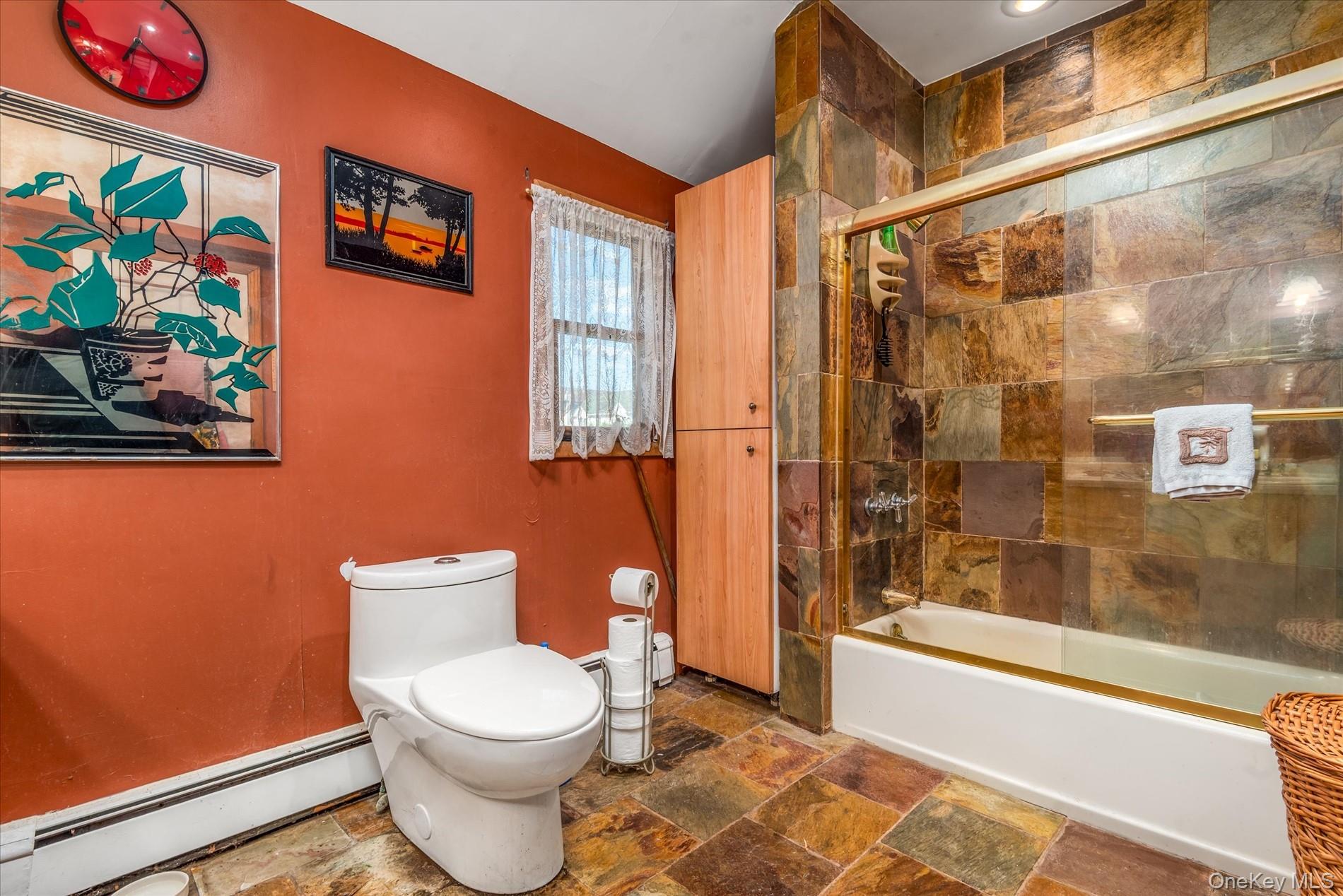 177 Sportsmans Avenue, Freeport, NY 11520