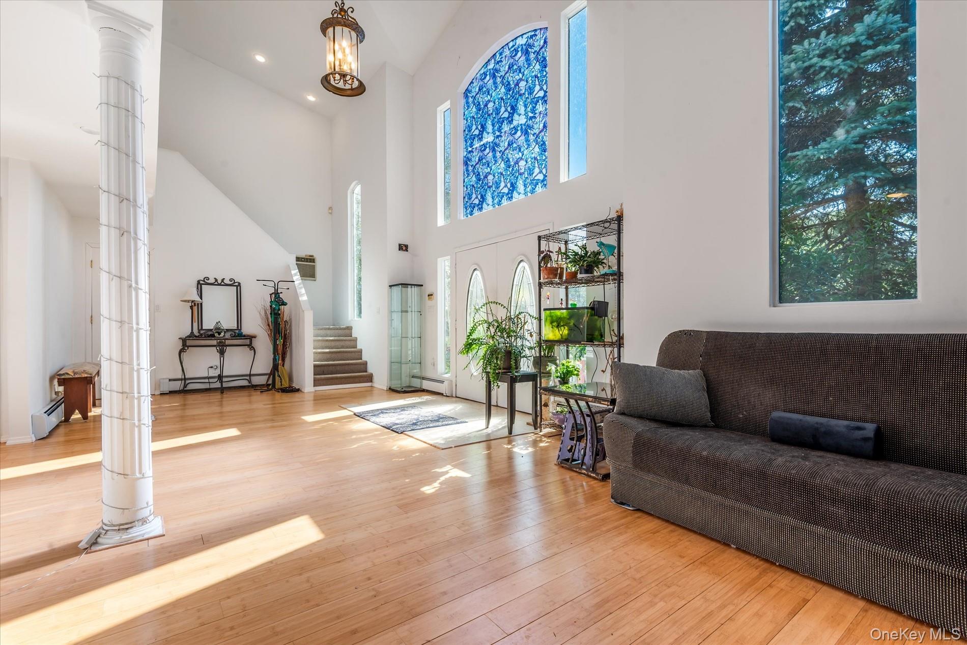 177 Sportsmans Avenue, Freeport, NY 11520