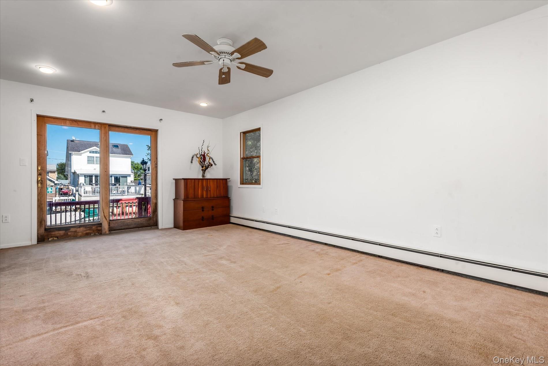 177 Sportsmans Avenue, Freeport, NY 11520