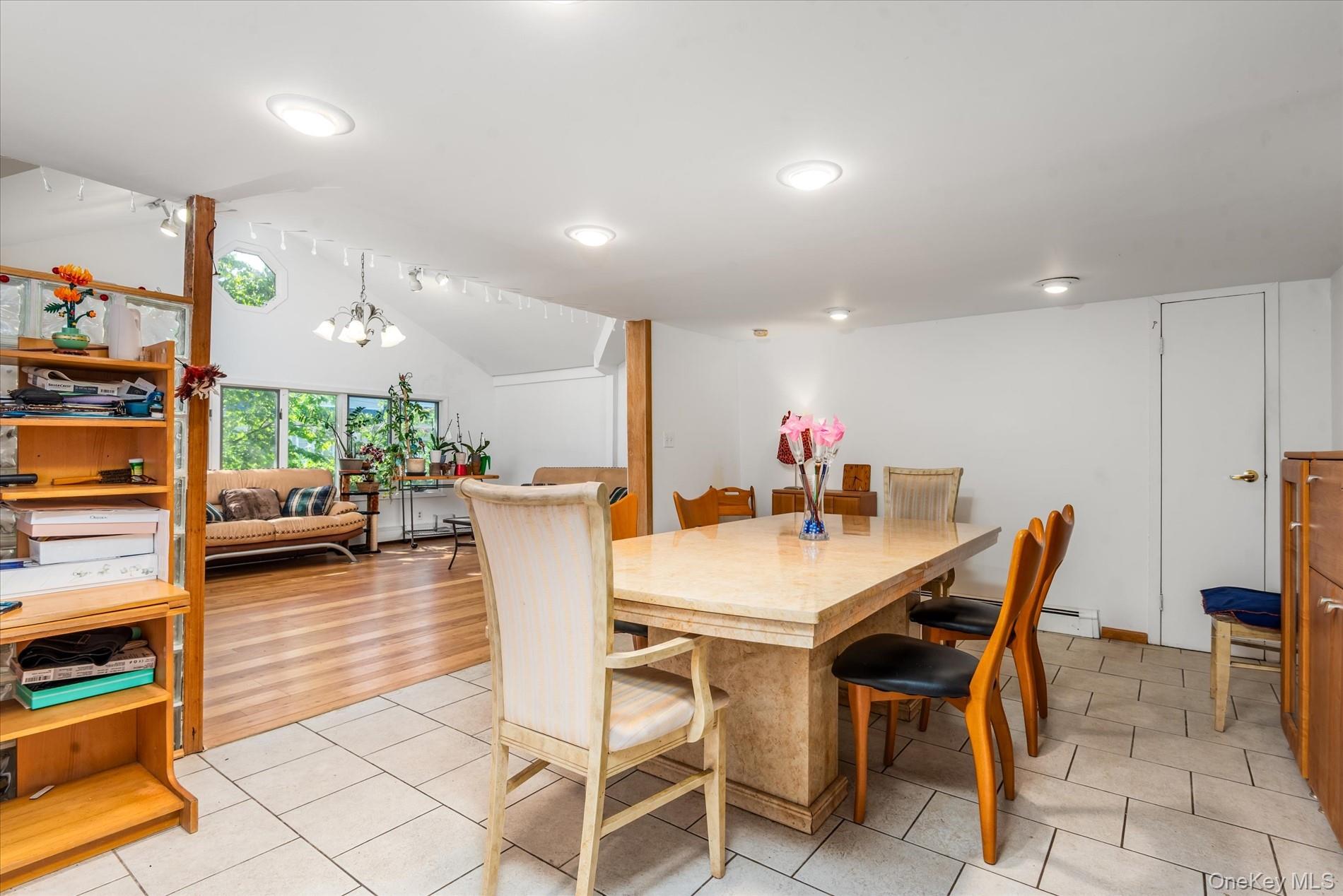 177 Sportsmans Avenue, Freeport, NY 11520