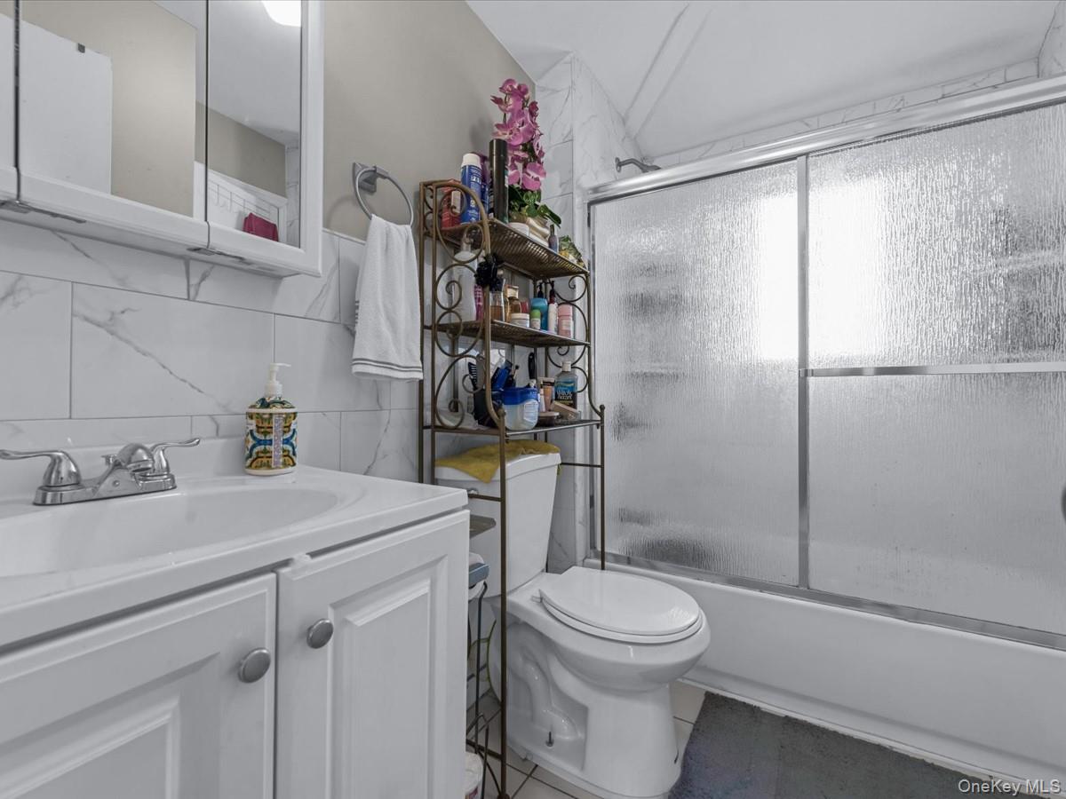 14557 229th Street # 000000000000, Springfield Gardens, NY 11413