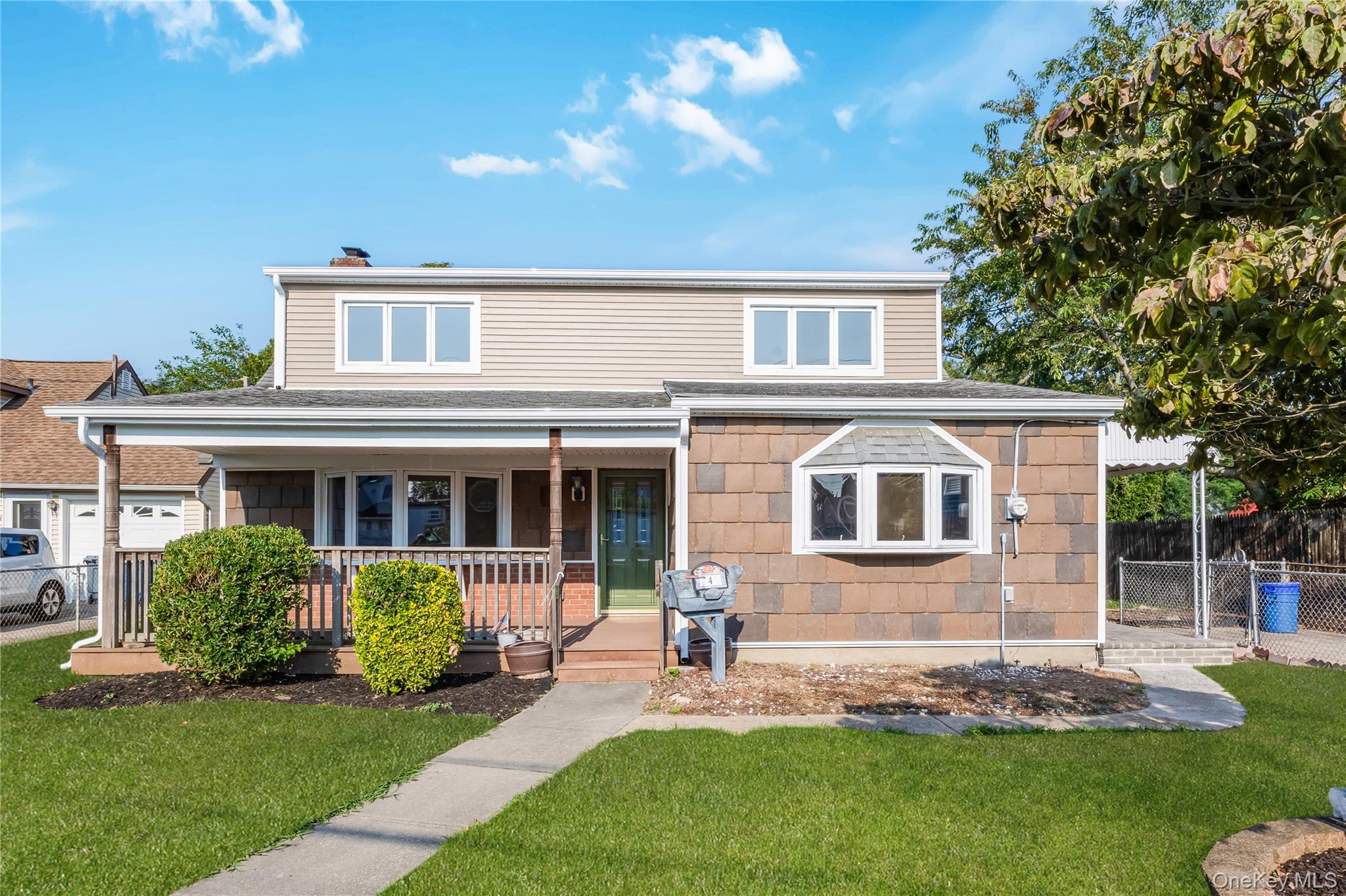 4 William Street, Copiague, NY 11726