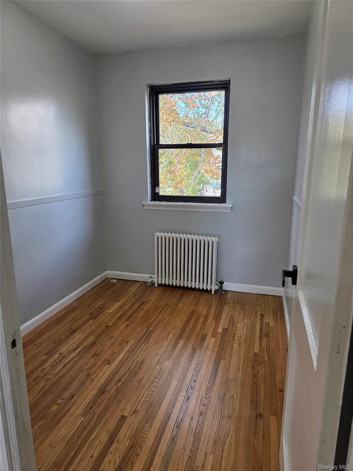 147-03 71 Avenue # B, Kew Garden Hills, NY 11367