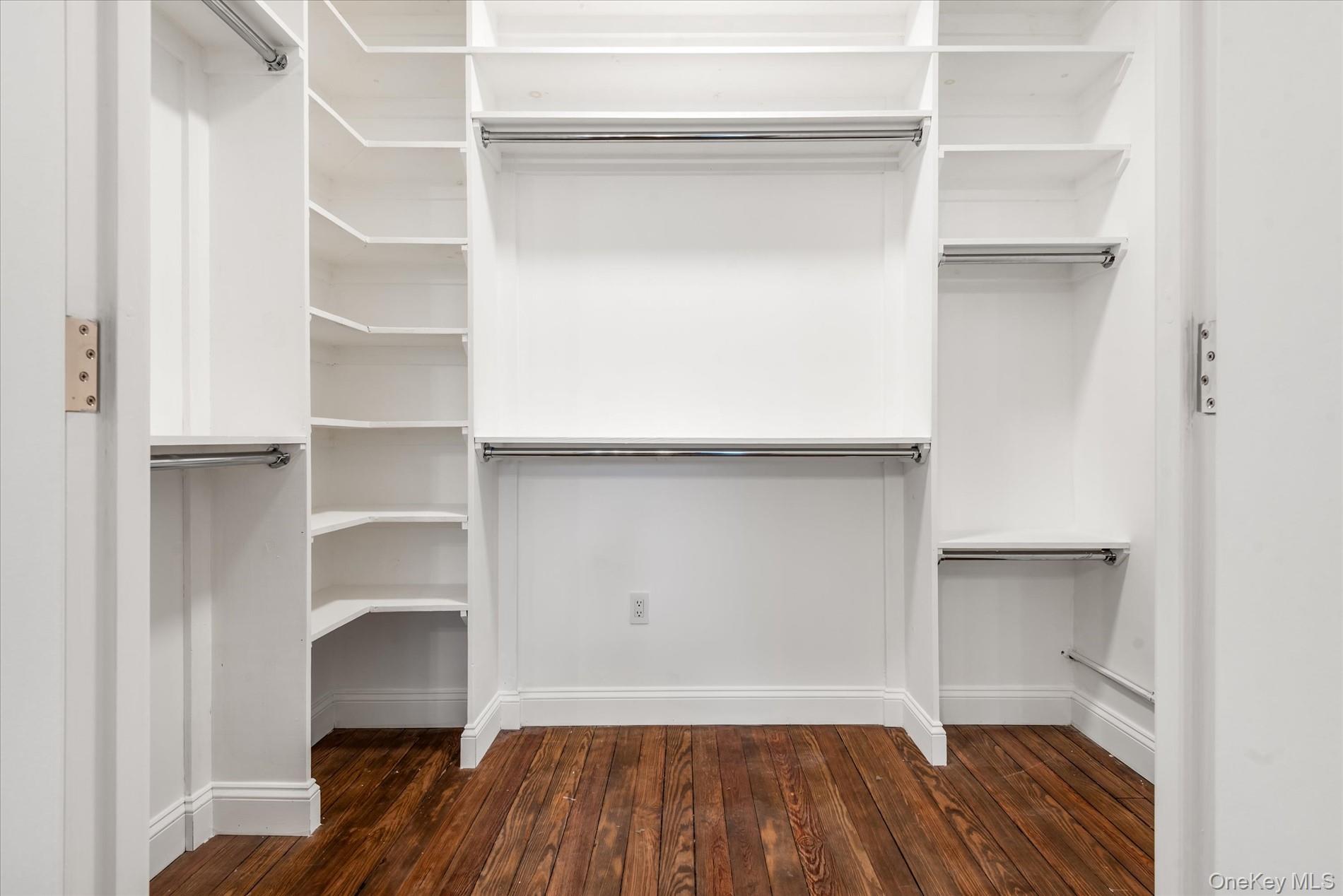 5932 Grove Street, Ridgewood, NY 11385