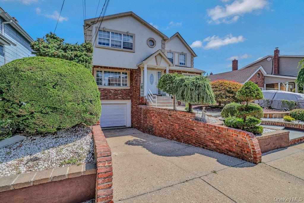 225 Rushmore Avenue, Carle Place, NY 11514