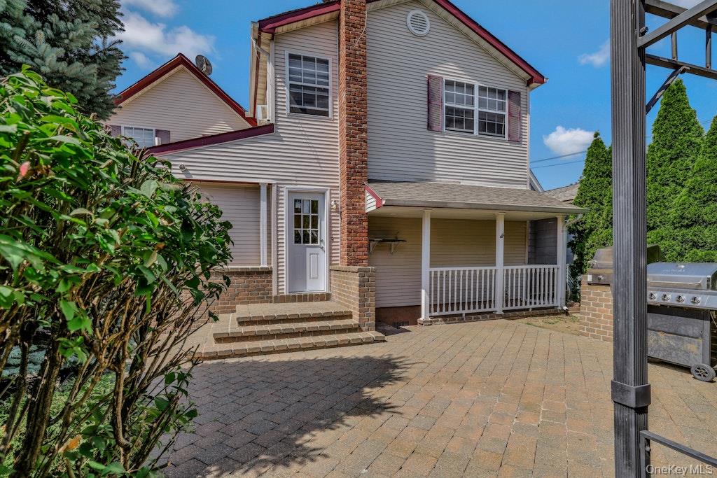 225 Rushmore Avenue, Carle Place, NY 11514