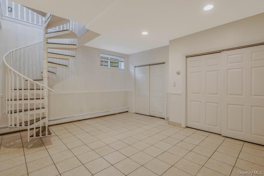 225 Rushmore Avenue, Carle Place, NY 11514