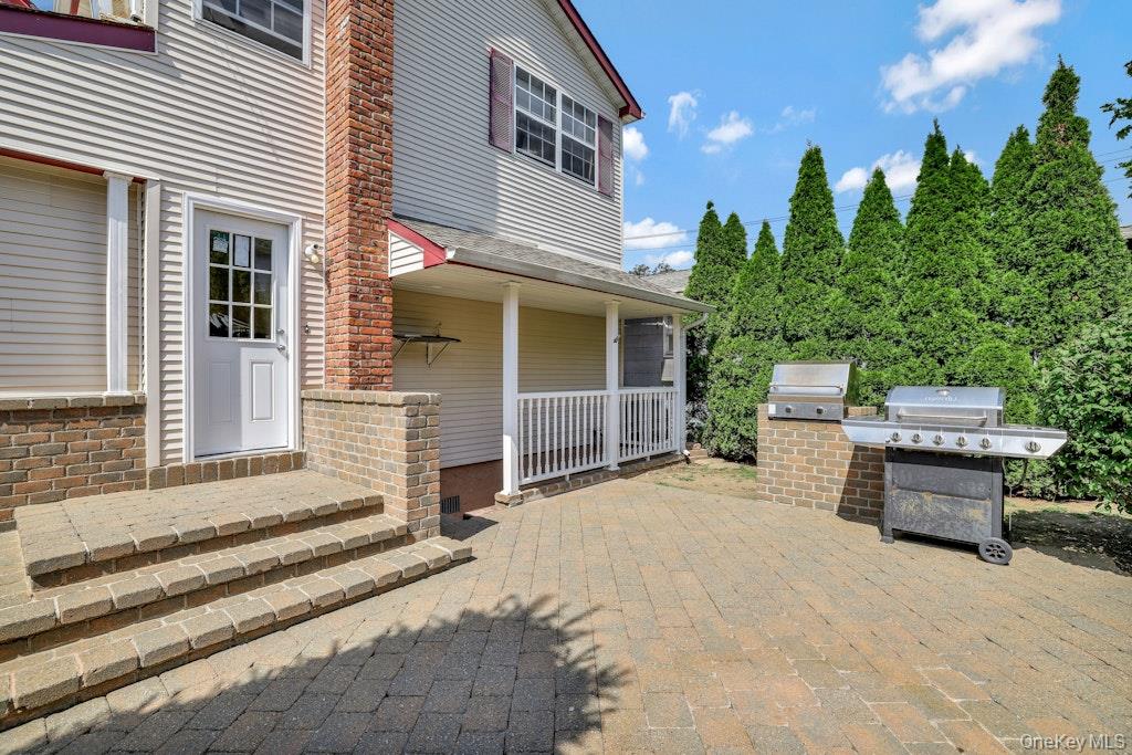 225 Rushmore Avenue, Carle Place, NY 11514