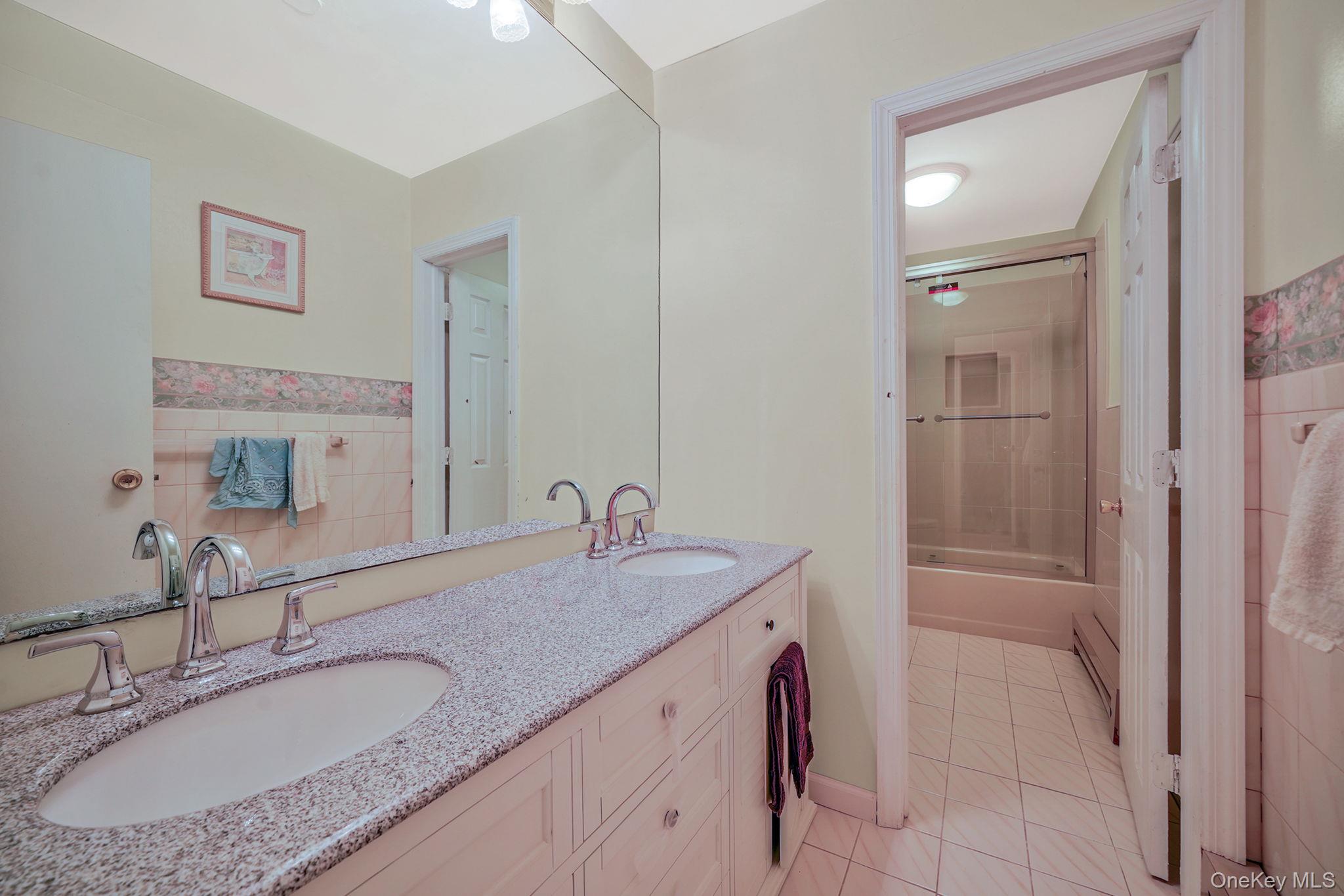 154 Acorn Avenue, Central Islip, NY 11722