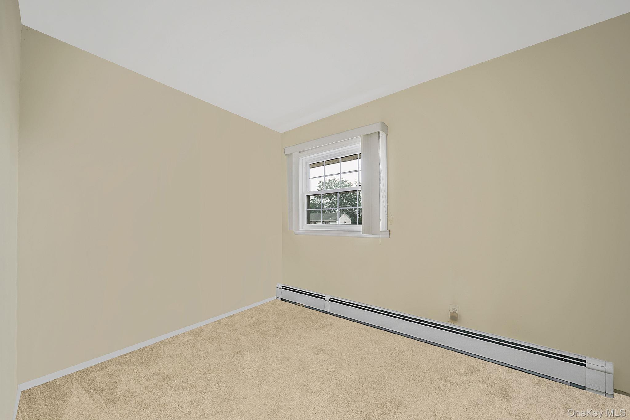 154 Acorn Avenue, Central Islip, NY 11722