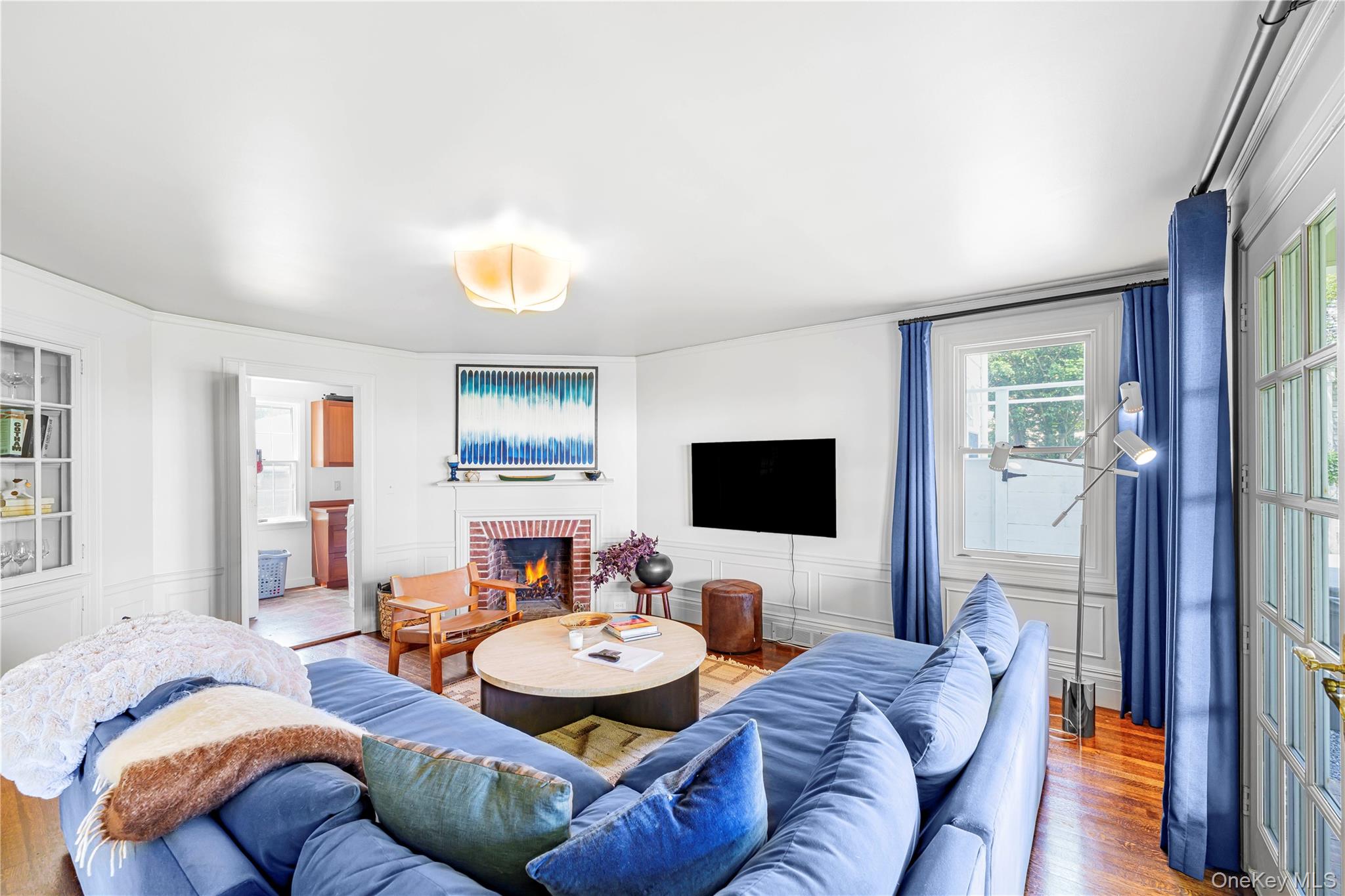 5 Thorn Hedge Road, Bellport, NY 11713