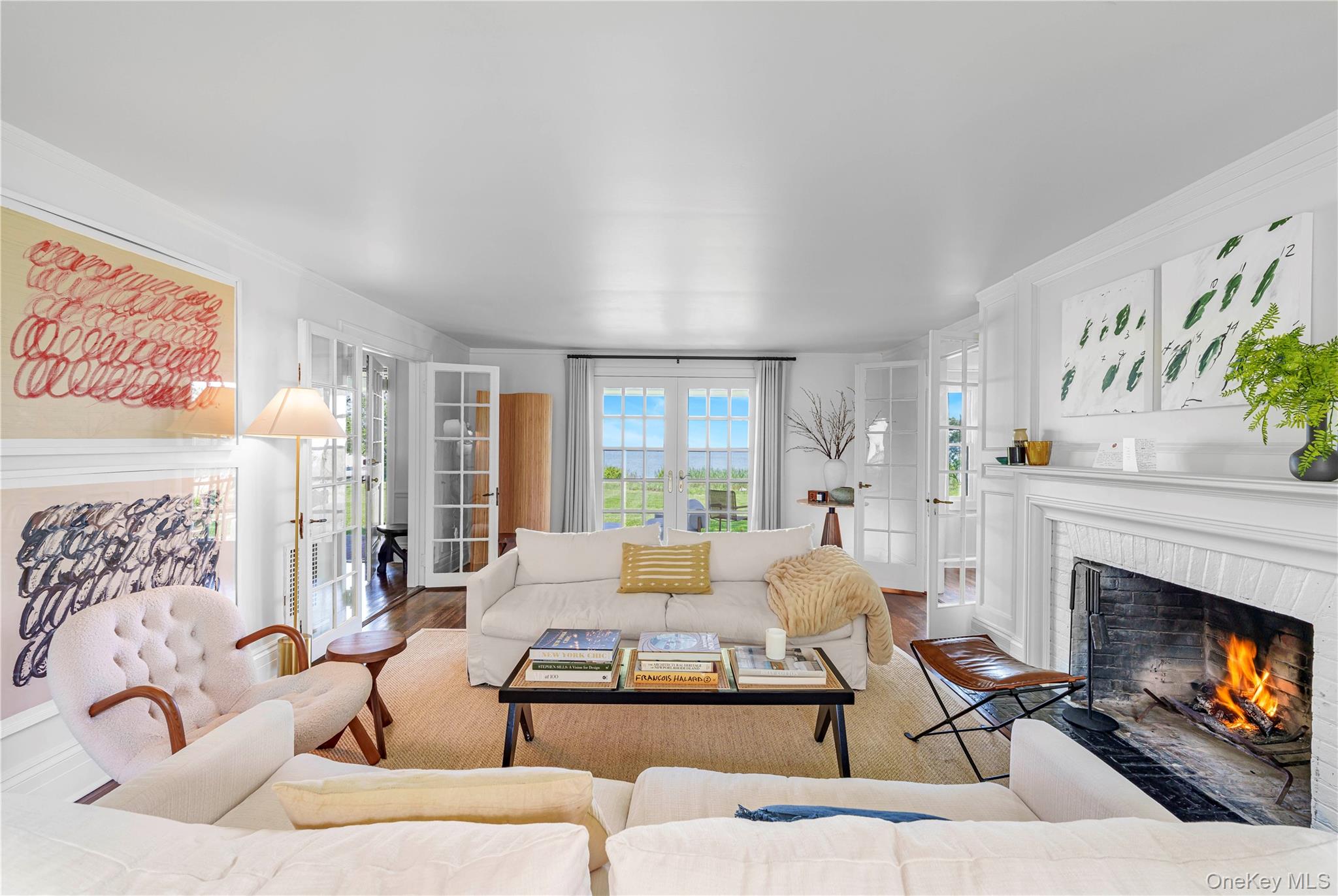 5 Thorn Hedge Road, Bellport, NY 11713