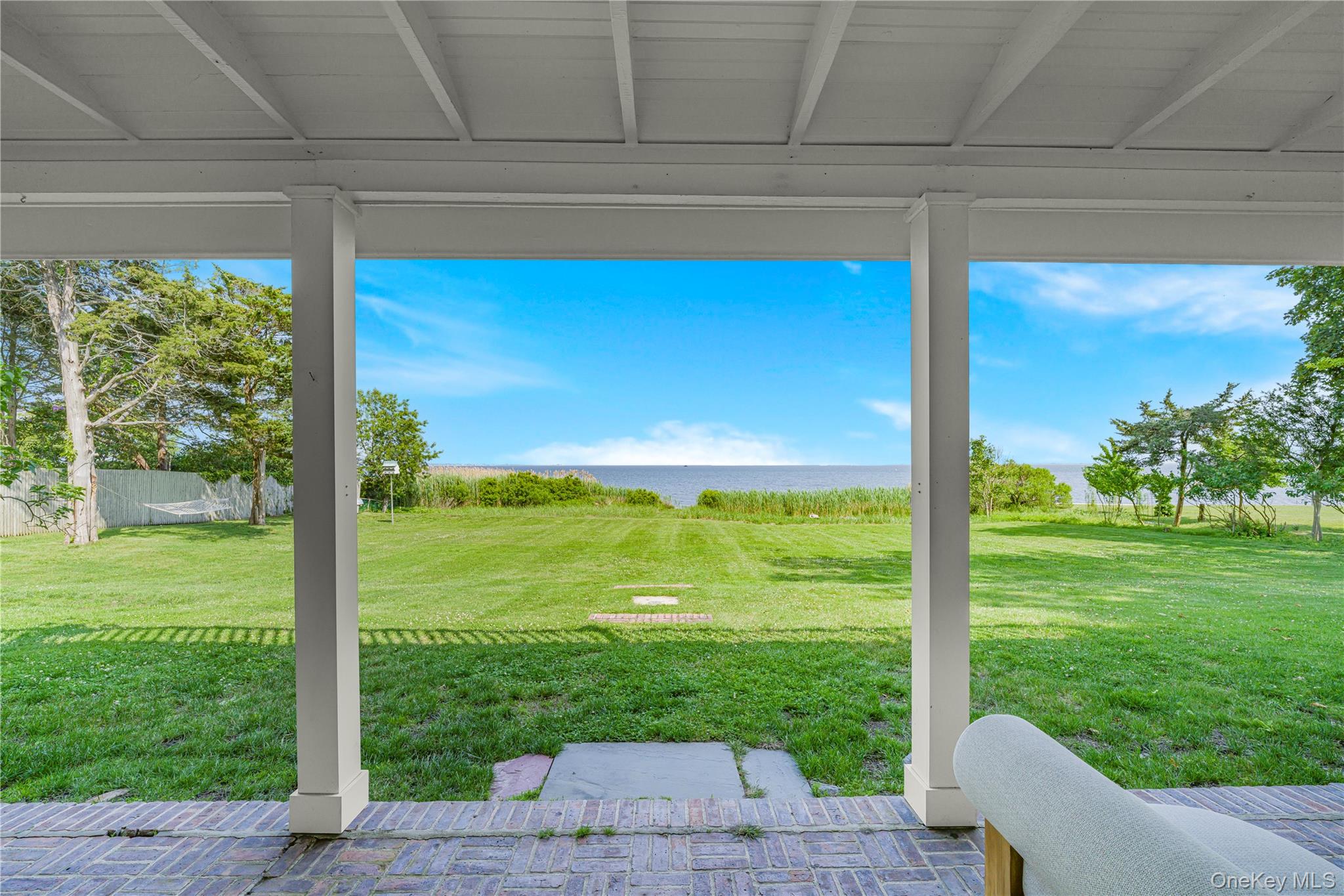 5 Thorn Hedge Road, Bellport, NY 11713