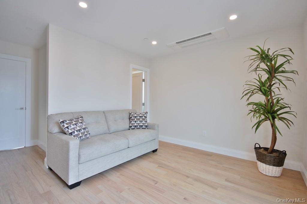 34 Andrews Lane, Sleepy Hollow, NY 10591