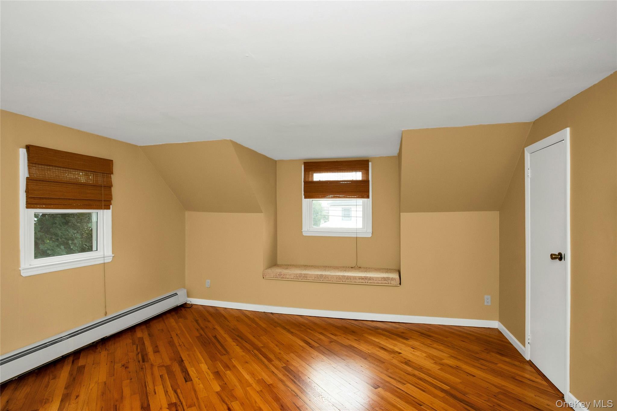 49 Norcross Avenue, Bethpage, NY 11714