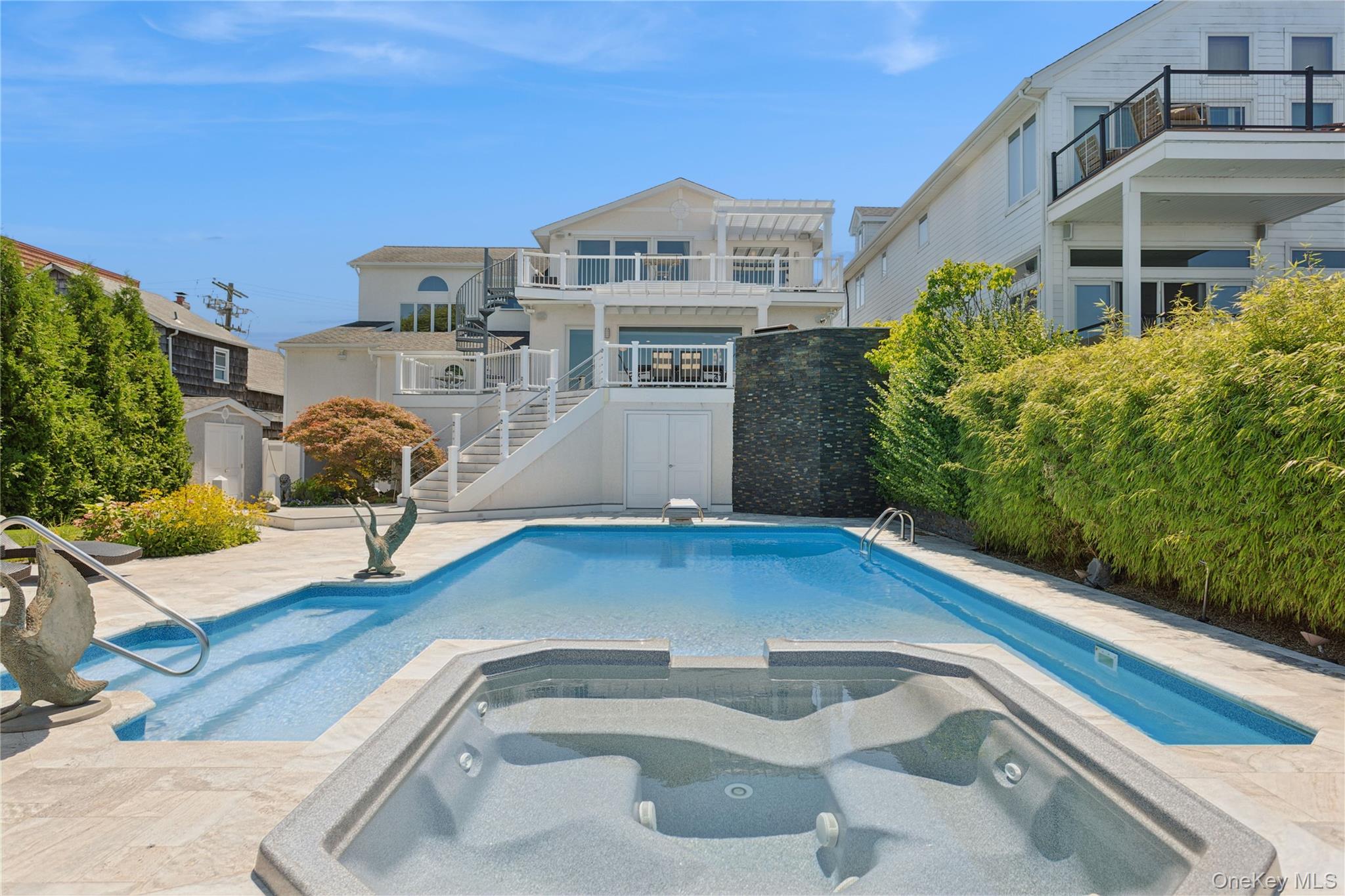 821 W Park Avenue, Long Beach, NY 11561