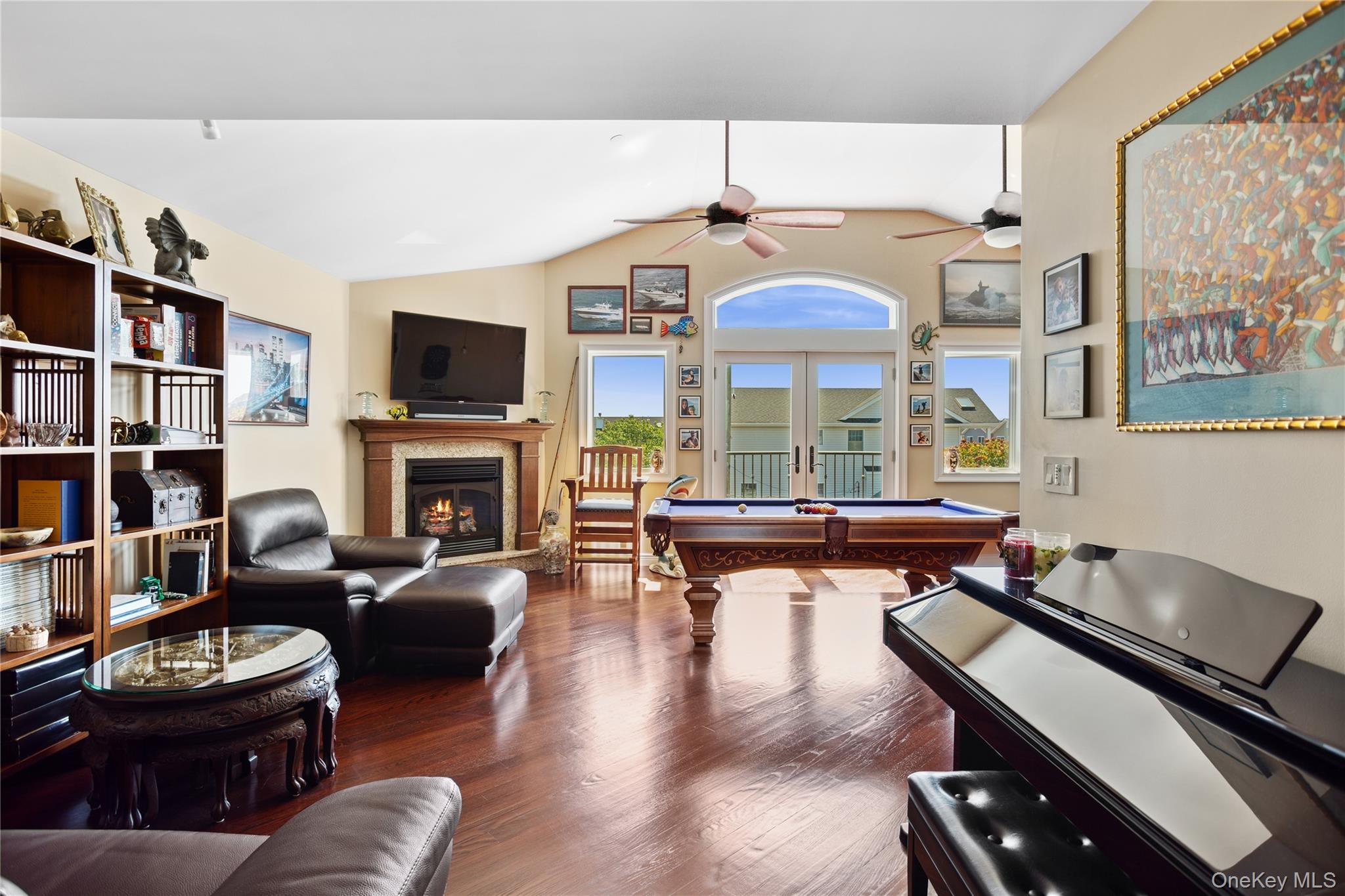 821 W Park Avenue, Long Beach, NY 11561