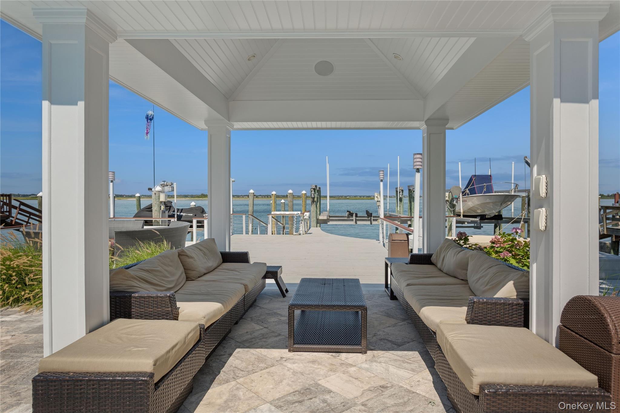 821 W Park Avenue, Long Beach, NY 11561